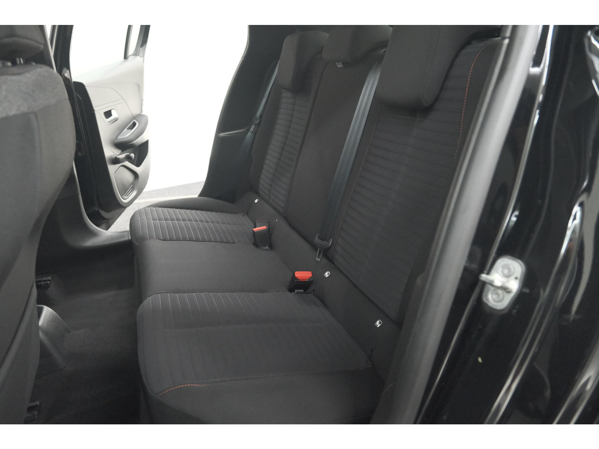 Peugeot 208 PureTech 75 Active | Apple Carplay | Cruise Control | Airco