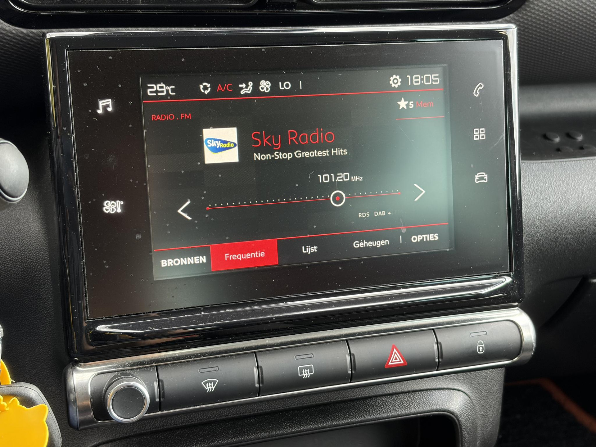 Citroen C3 Aircross 1.2 PureTech S&S Feel ✓2e Eigenaar✓Trekhaak✓110pk✓Clima✓Cruise✓Lm velgen✓Pdc V+A✓N.A.P✓Rijstrooksensor✓Apk tot 08-2027
