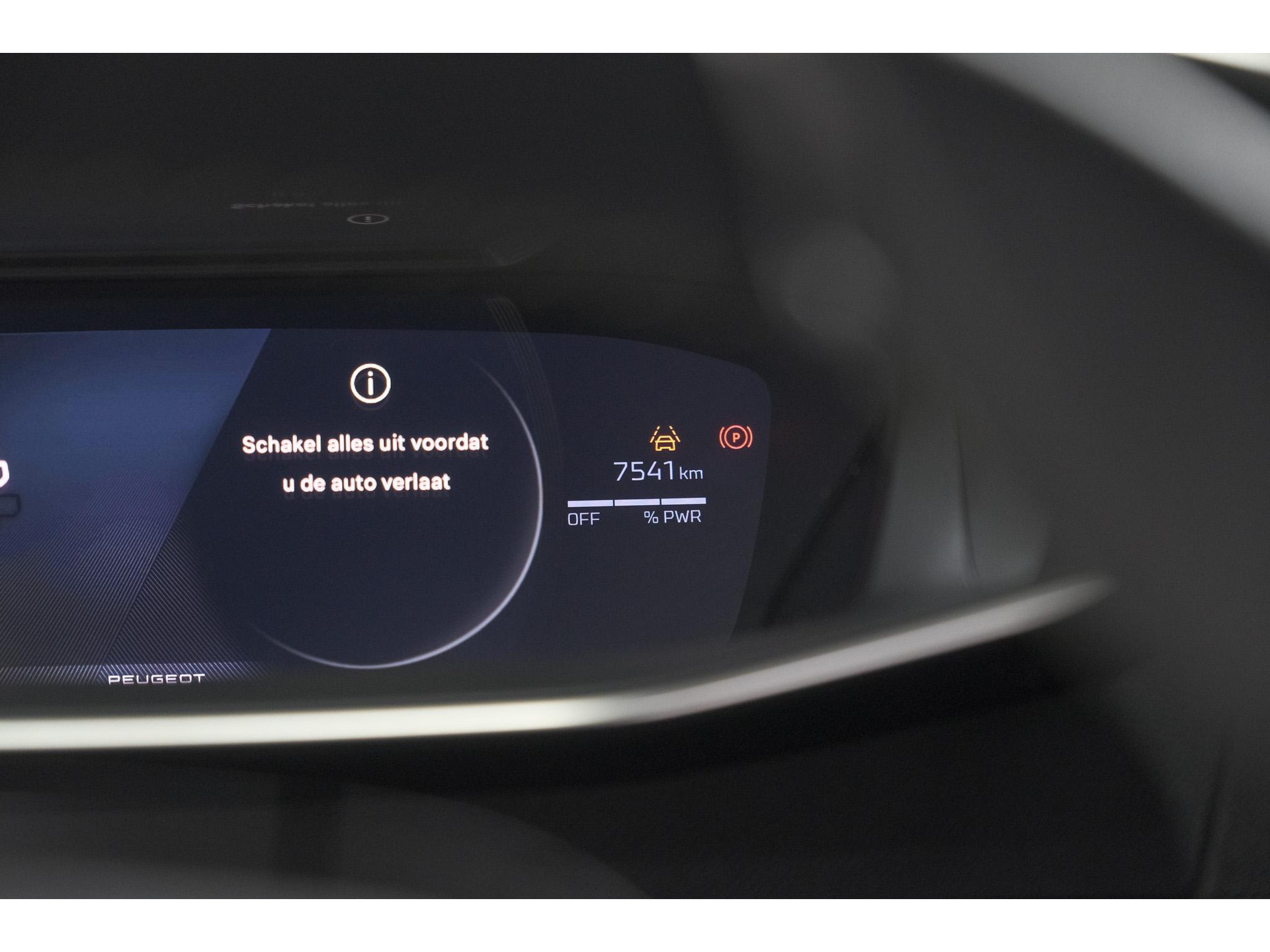 Peugeot e-2008 EV GT 50 kWh | 11 KW Laadfunctie | 360 Camera | Dodehoekdetectie | Apple Carplay