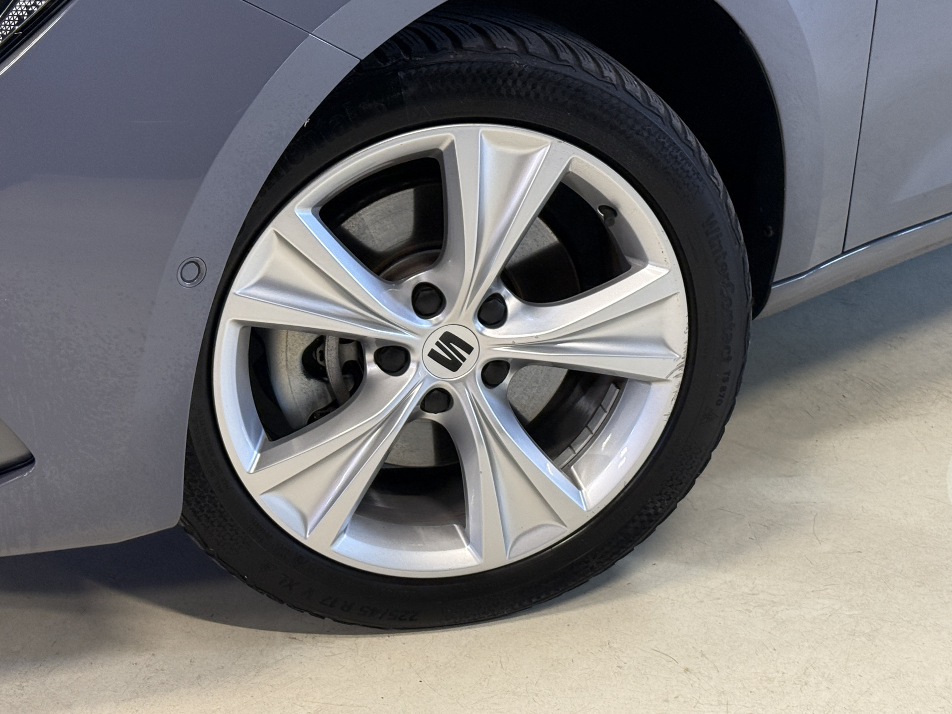 SEAT Leon 1.4 TSI eHybrid PHEV FR Business Intense | Keyless | Apple Carplay | Stoel/Stuurverwarming | Camera