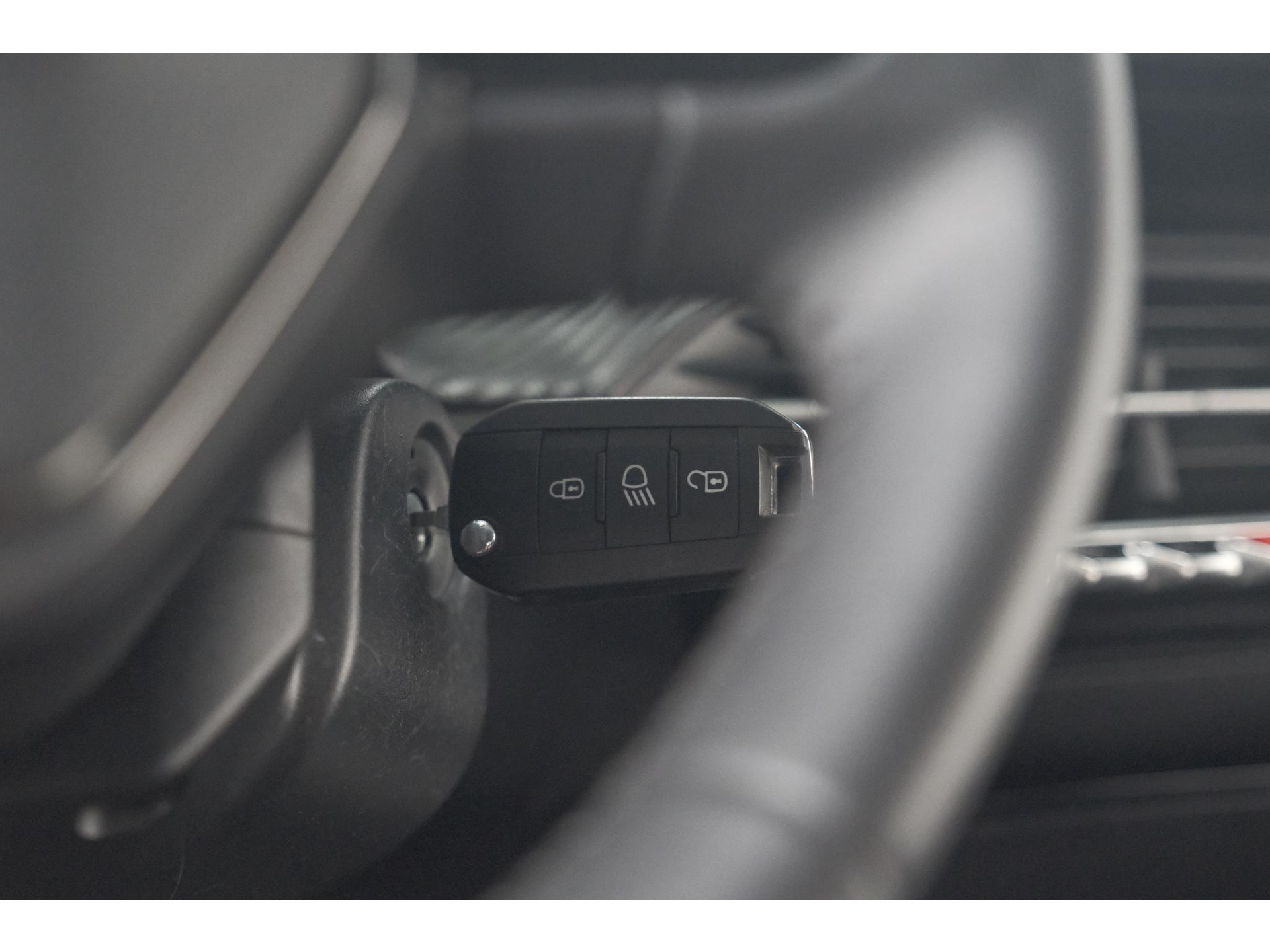 Peugeot 208 PureTech 75 Active | Apple Carplay | Cruise Control | Airco
