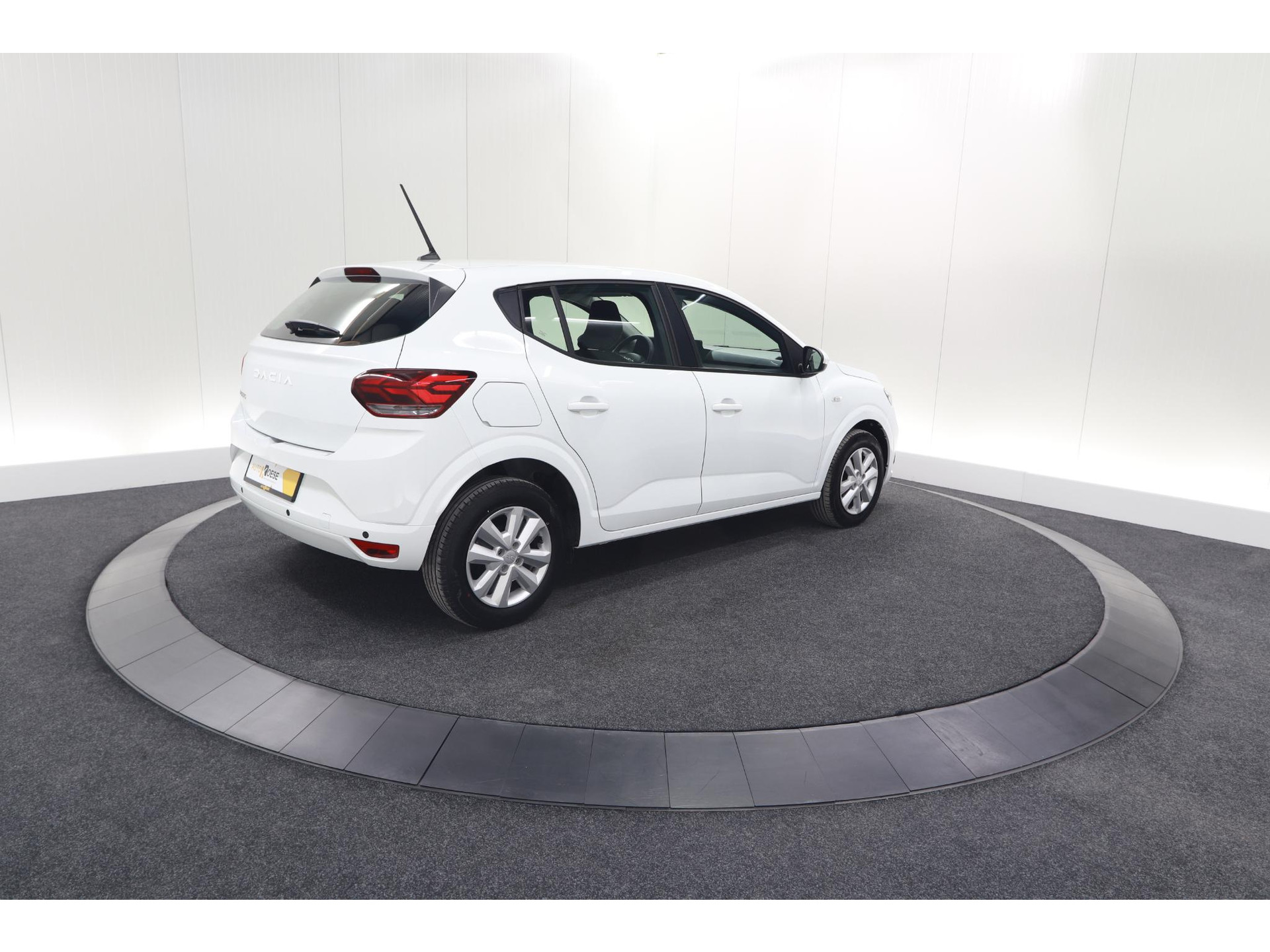 Dacia Sandero TCe 90 CVT Expression | Parkeersensoren | Apple Carplay | Cruise Control