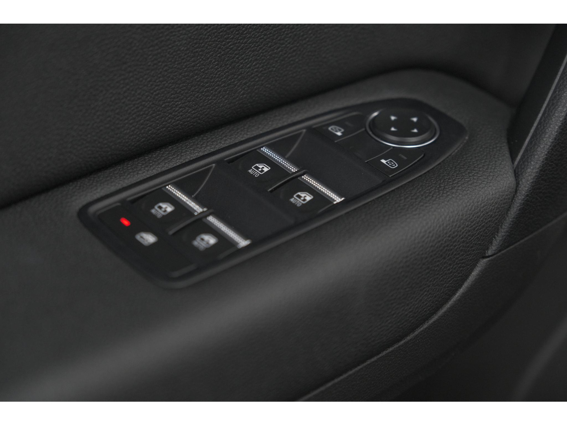 Renault Captur 1.6 E-Tech Hybrid 145 Techno | Pack Parking | Camera | Navigatie | Apple CarPlay