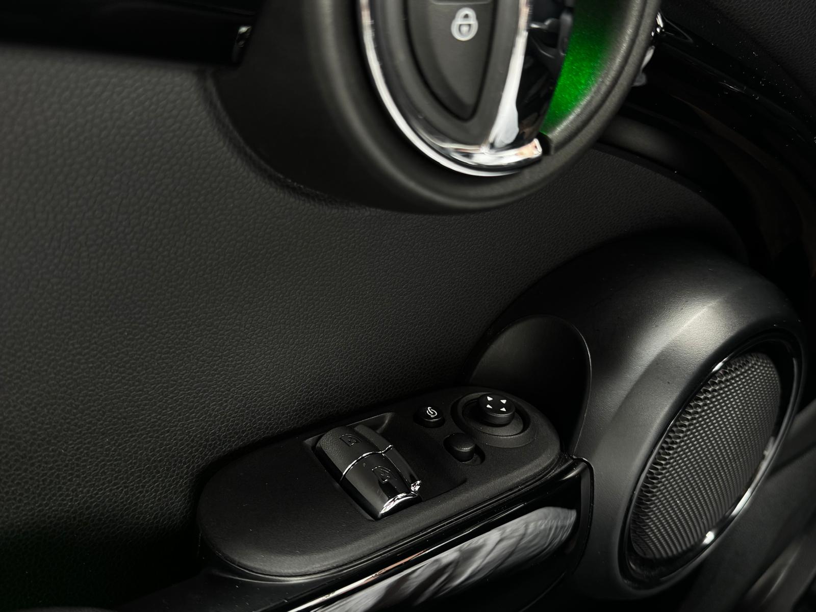 MINI 3-Deurs 1.5 Cooper 136PK Chili Apple-Carplay Leer LED