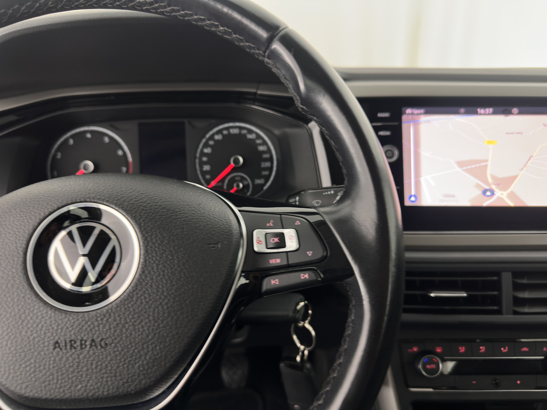 Volkswagen Polo 1.0 TSI Comfortline Business (INCL-BTW) *NAVI-FULLMAP | ADAPTIVE-CRUISE | COMFORT-SEATS | DAB+ | ECC | PARKPILOT*