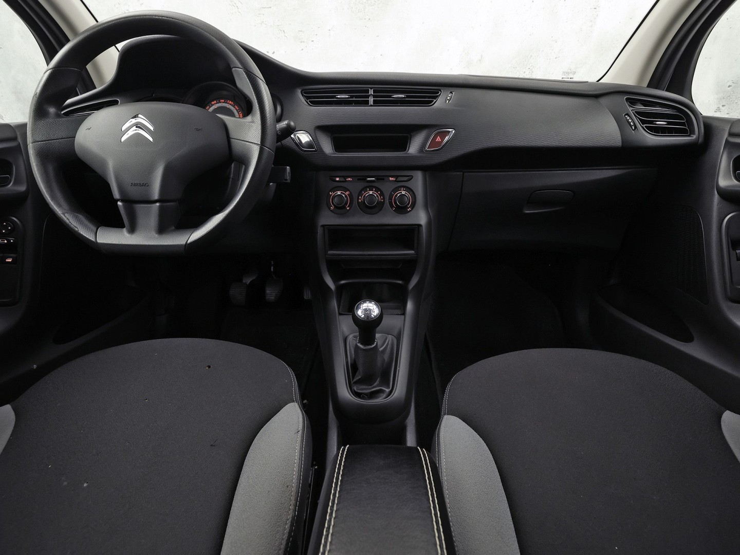 Citroën C3 1.1 Chauve Sport (LM VELGEN, ELEK RAMEN, SPORTSTOELEN, NIEUWE APK, NIEUWSTAAT)