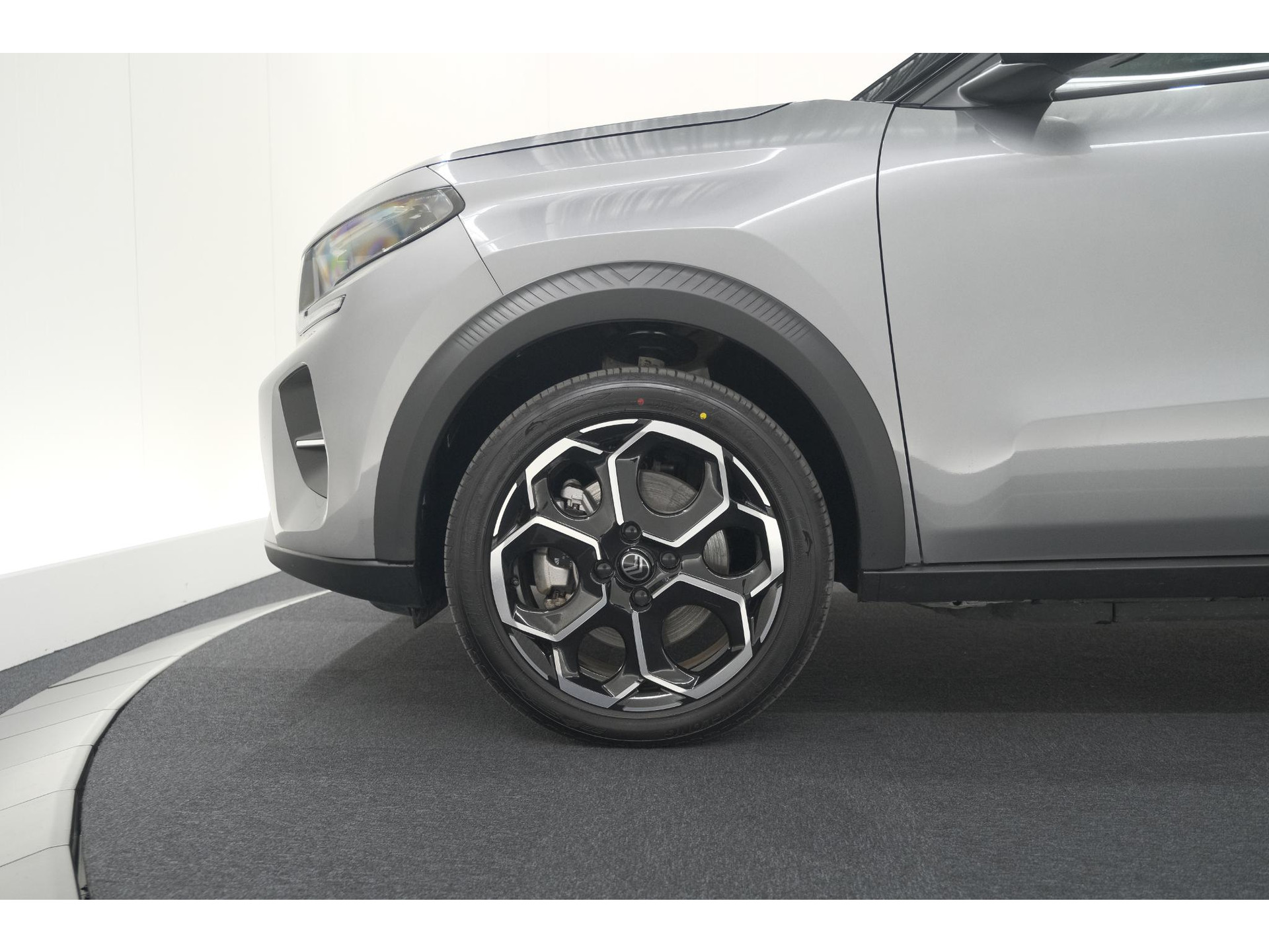 Citroen Ë-C3 Max 113pk 44 kWh | 7 KW Laadfunctie | Camera | Navigatie | Apple Carplay | Parkeersensoren