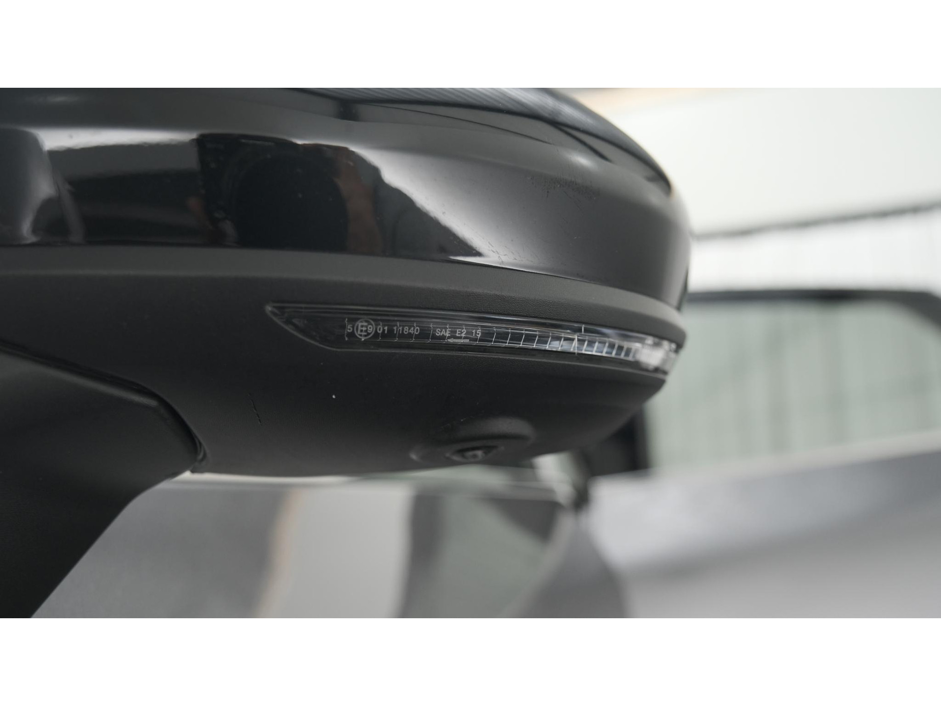 Renault Captur Mild Hybrid 140 EDC Techno | 360 Camera | 9.3 Inch Grootscherm | Stoelverwarming | Apple Carplay | 18 Inch Lichtmetalen Velgen