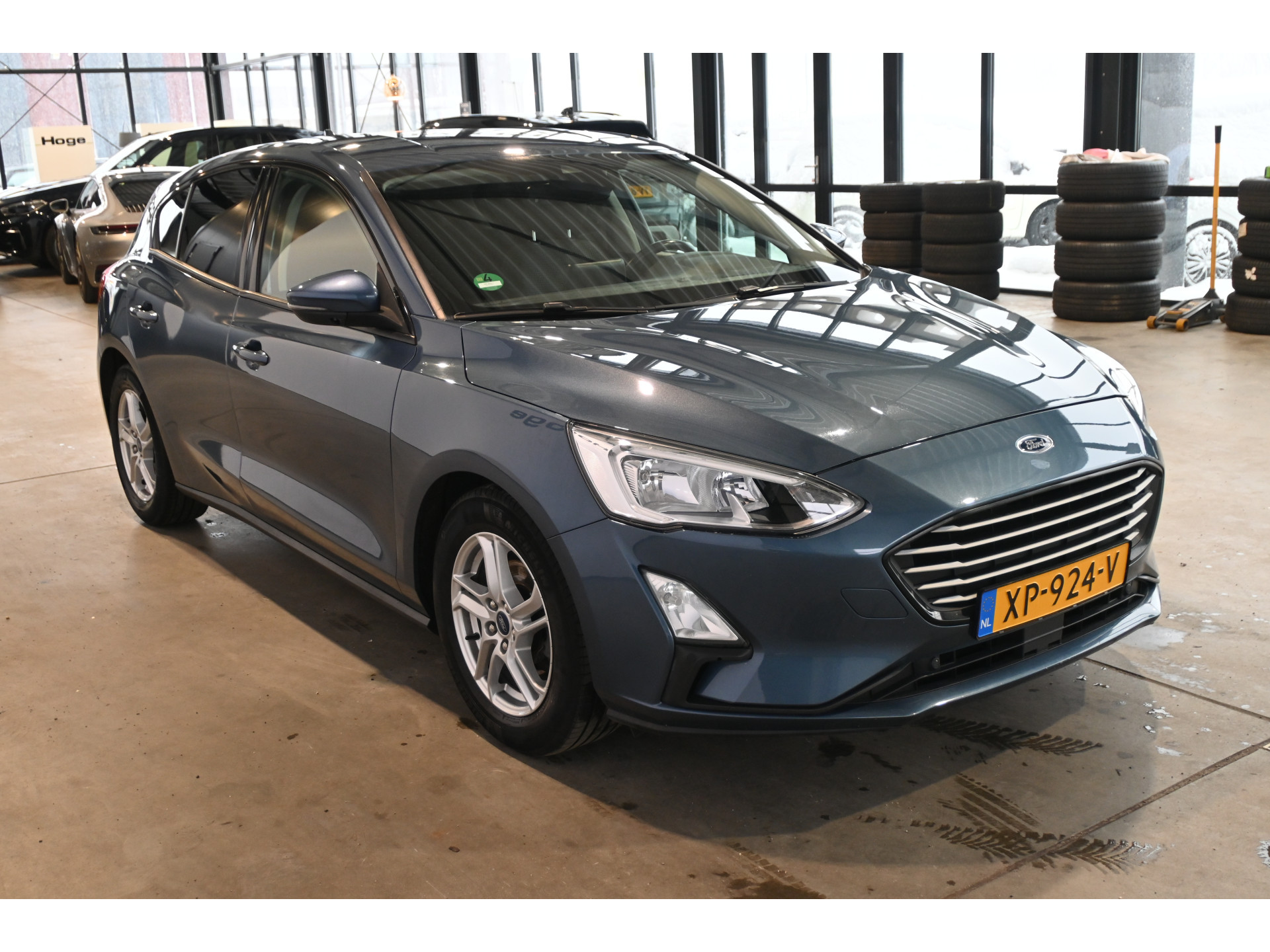 Ford Focus 1.0 EcoBoost Edition Business Lane Assist Adaptieve Cruise Trekhaak Apple Carplay Clima Stoel/Stuur verwarming Inruil Mogelijk!