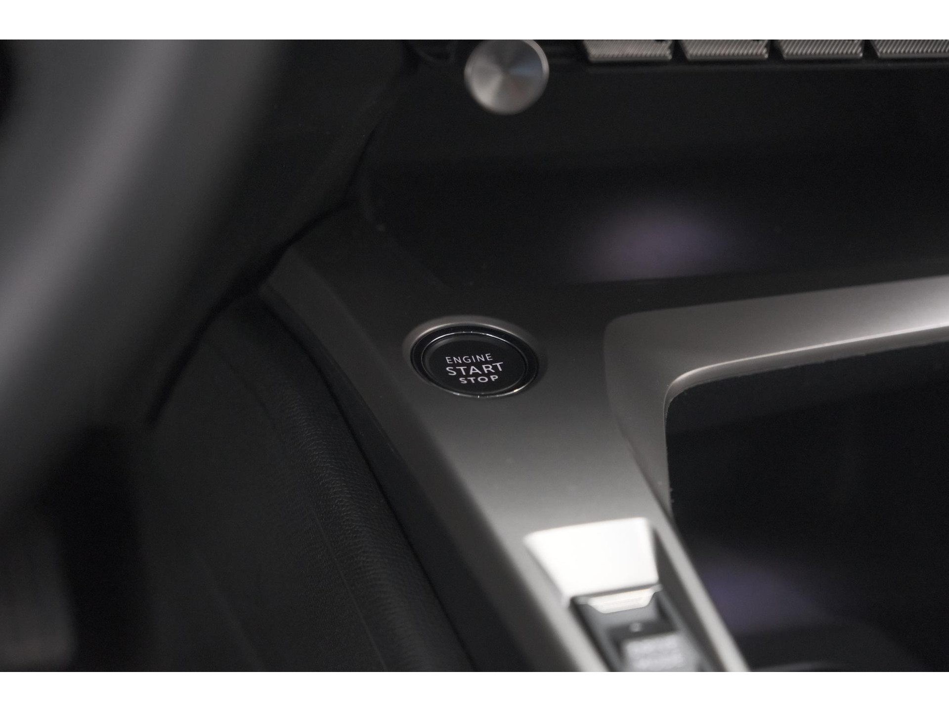 Peugeot 308 PureTech 110 Active Pack Business | Parkeersensoren | Apple Carplay | Navigatie | Cruise Control