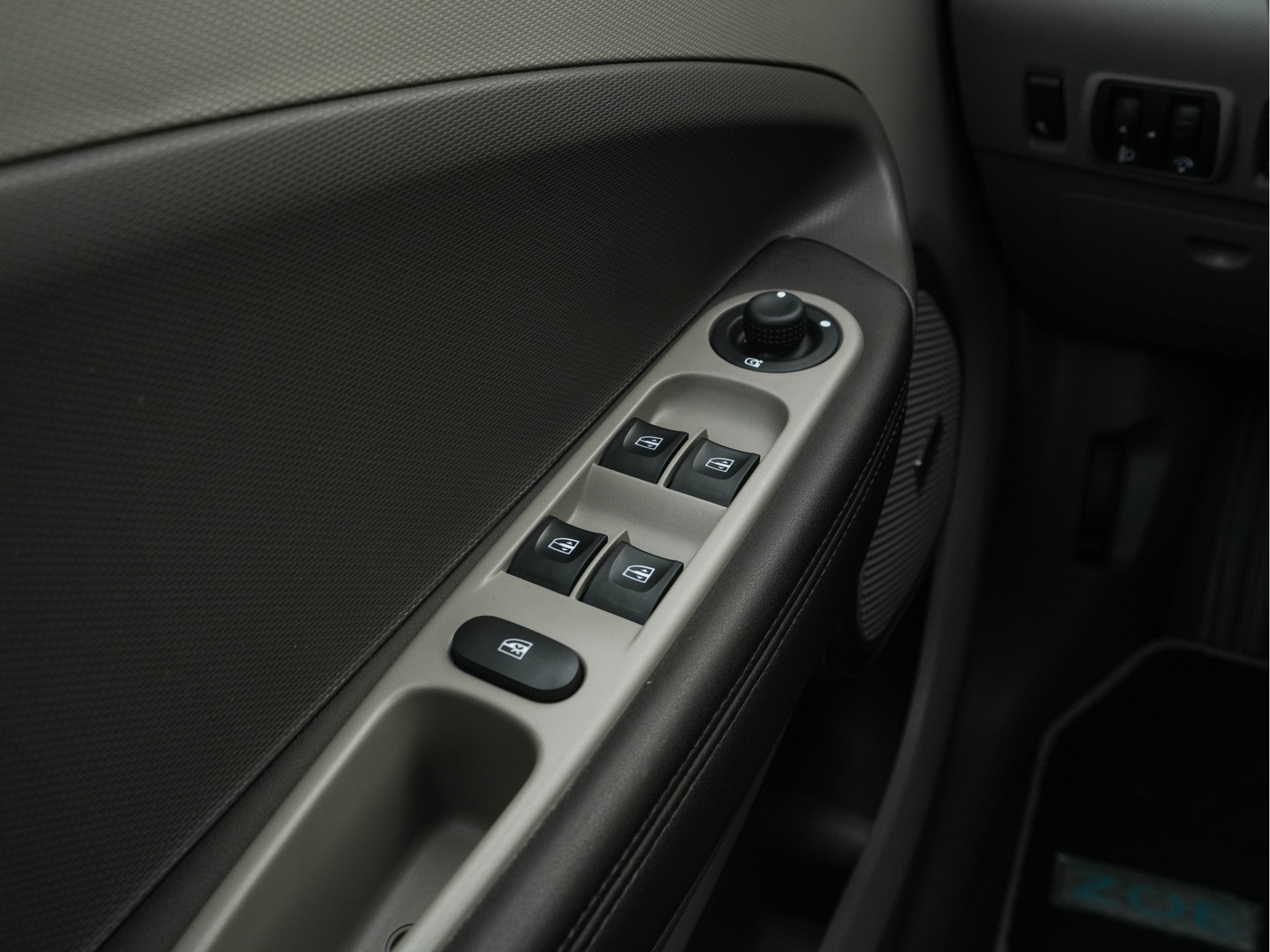 Renault ZOE R90 Bose 41 kWh (Inclusive-Battery) [ 3-Fase-22kW ] {SOH-85%} Aut.*LEATHER | BOSE-AUDIO | NAVI-FULLMAP | FULL-LED | DIGI-COCKPIT | CRUISE | ECC | PDC | PRIVACY-GLASS | HEATED-COMFORTSEATS | 16"ALU*