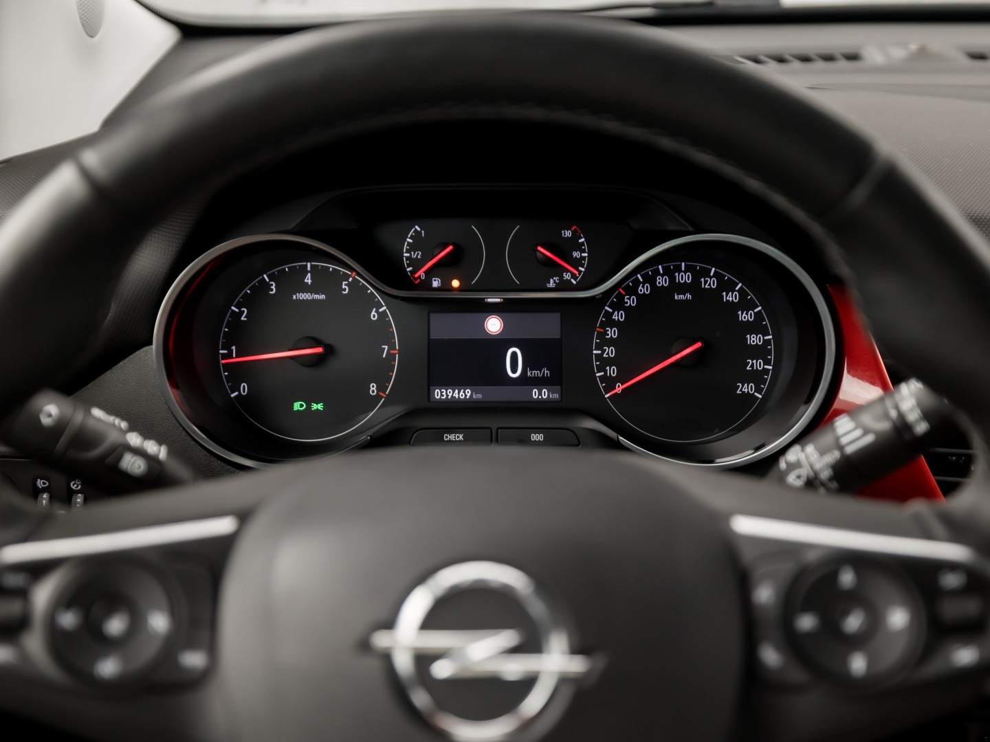 Opel Crossland 1.2 Turbo GS Sport Automaat 131Pk (TWO TONE, GROOT NAVI, APPLE CARPLAY, 360 CAMERA, LM VELGEN, STOELVERWARMING, NIEUWE APK, NIEUWSTAAT)