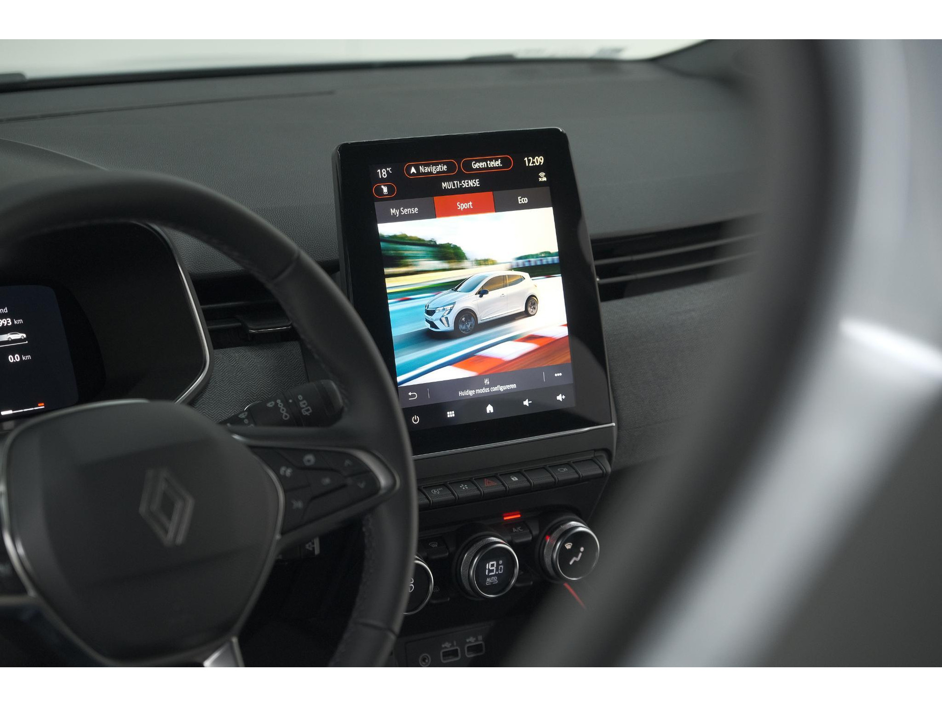 Renault Clio TCe 90 GPF techno | 360 Camera | Adaptieve Cruise Control | Navigatie | 9.3 Inch Groot Scherm