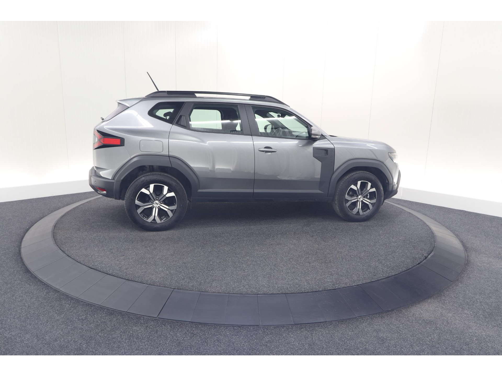 Dacia Duster Mild Hybrid 130 Expression | Camera | Stoelverwarming | Apple Carplay | Navigatie