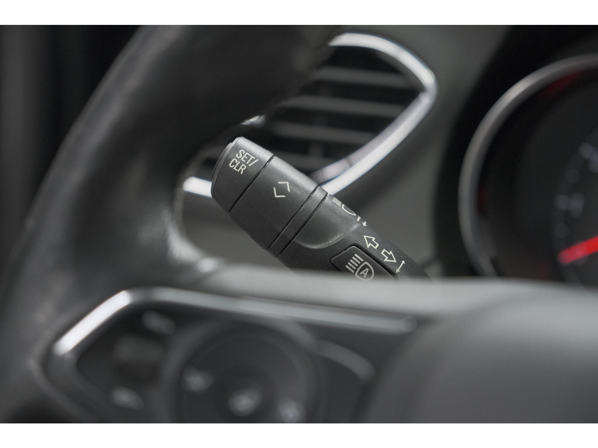 Opel Grandland X Turbo 130 EAT8 Innovation | Trekhaak | Dodehoekdetectie | Apple Carplay | Pack Winter