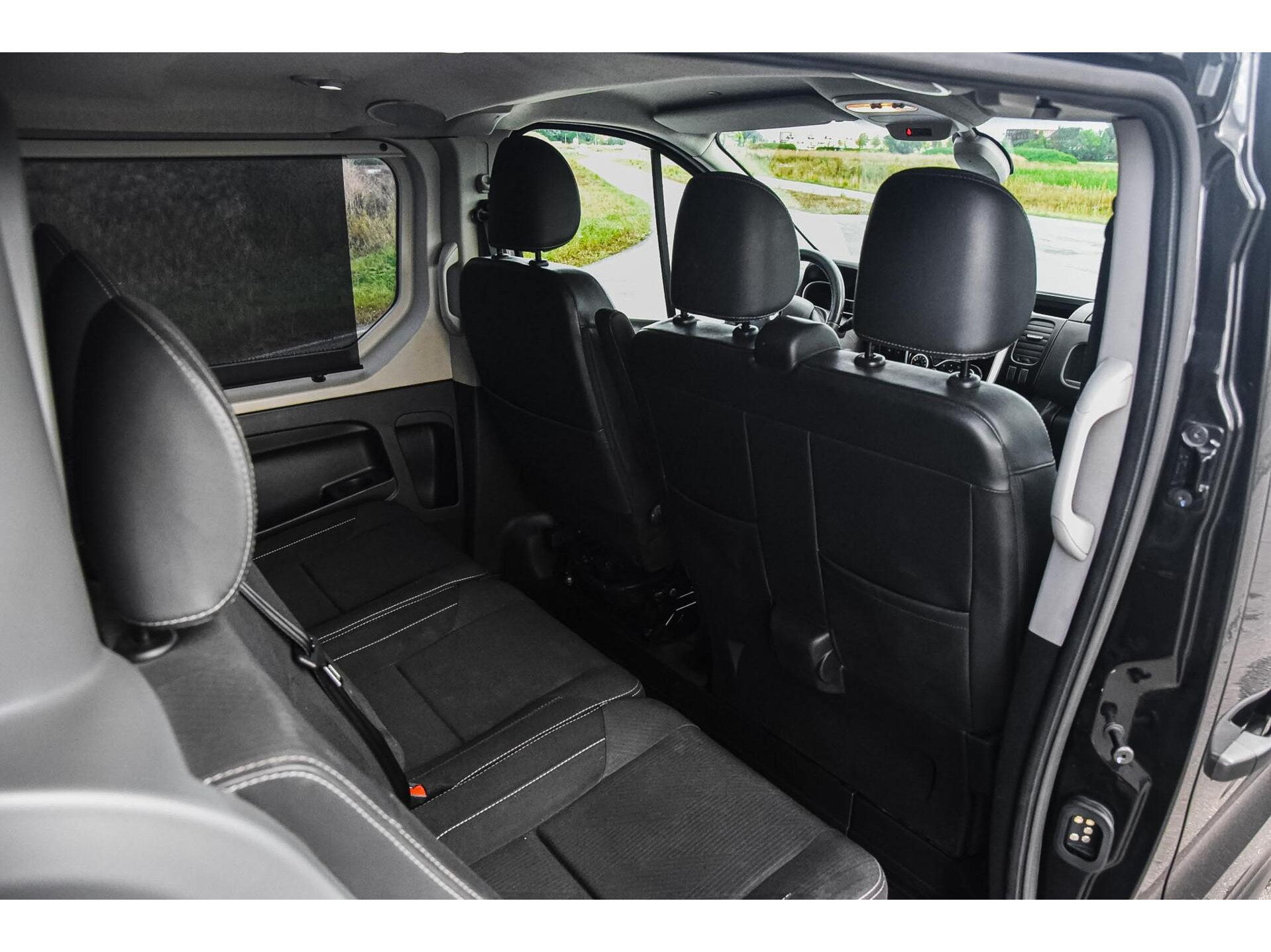 Trafic 2.0 dCi 145 DC Luxe | Automaat | 6-Pers