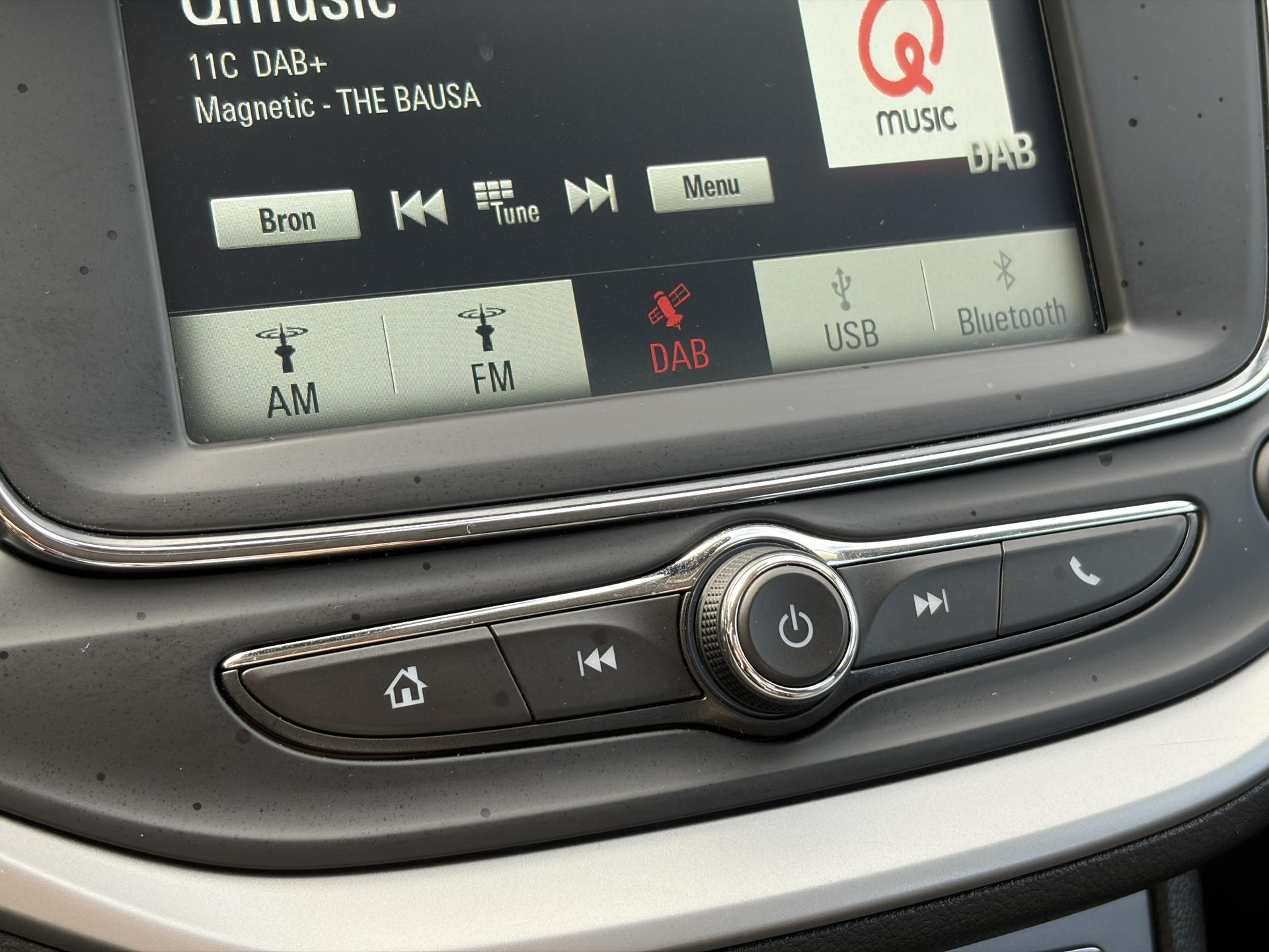 Opel Astra 1.2 Business Edition 147pk l 2e Eigenaar l Trekhaak l Navi l Carplay l 6 Bak l Clima l Cruise l Pdc V+A l Recent beurt gehad l Lm velgen l N.A.P l Apk tot 07-2028