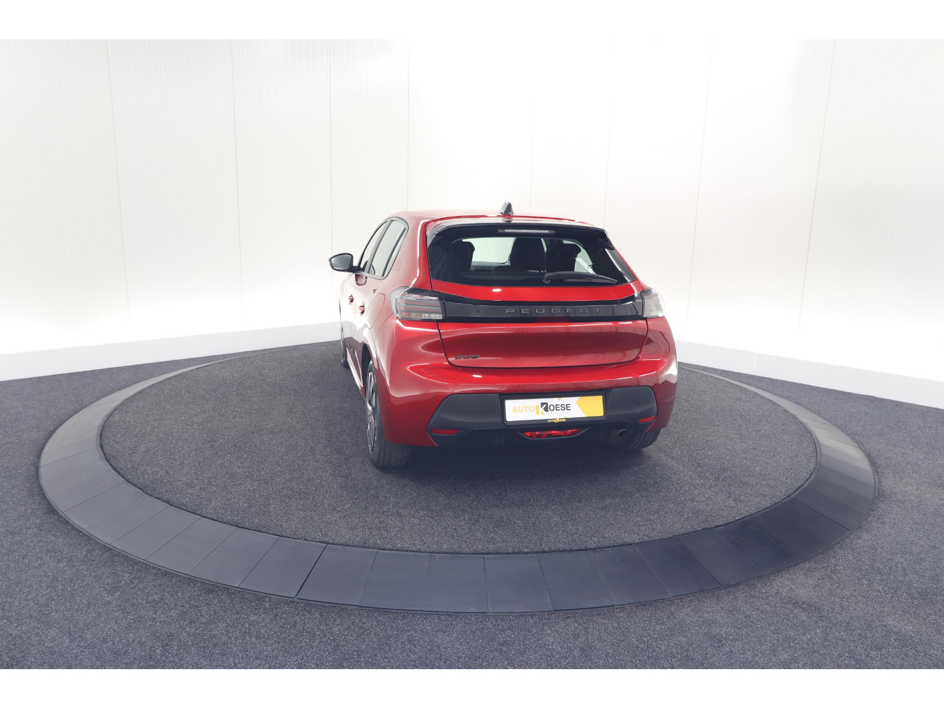 Peugeot 208 PureTech 100 Style | Navigatie | Cruise Control | Apple Carplay