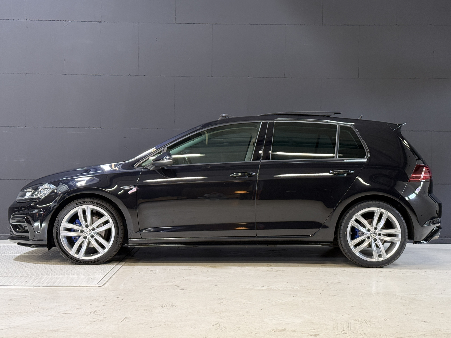Volkswagen Golf 1.5 TSI Highline Business R | Distr.riem vv 207.000km | Stoel/Stuurverw. | Panoramadak |