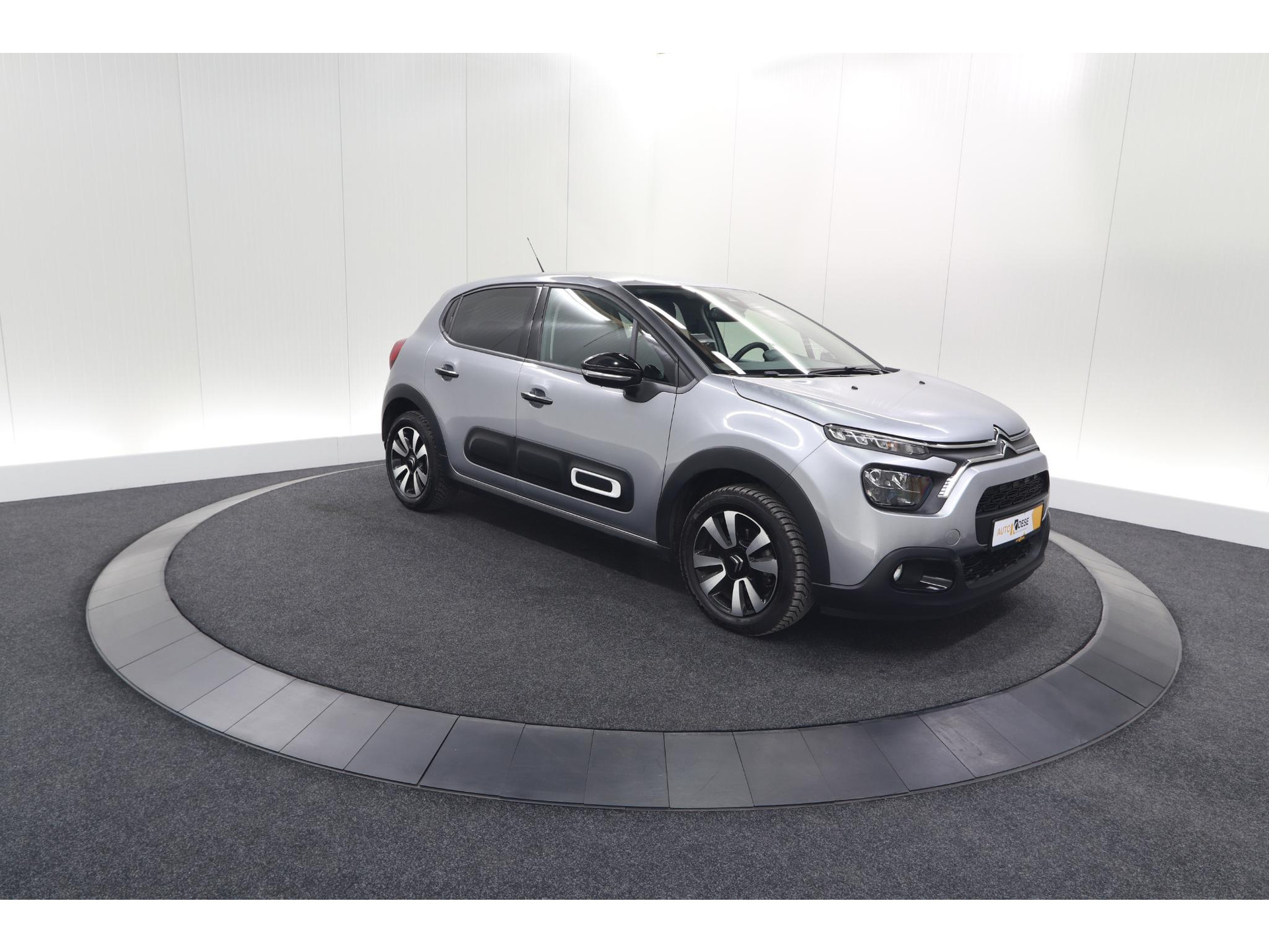 Citroen C3 PureTech 110 EAT6 Max | Camera | Parkeersensoren | Navigatie | Apple Carplay