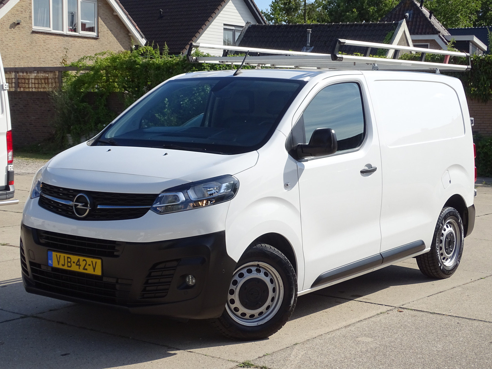 Opel Vivaro 2.0 CDTI L1H1 Imperiaal + Trekhaak
