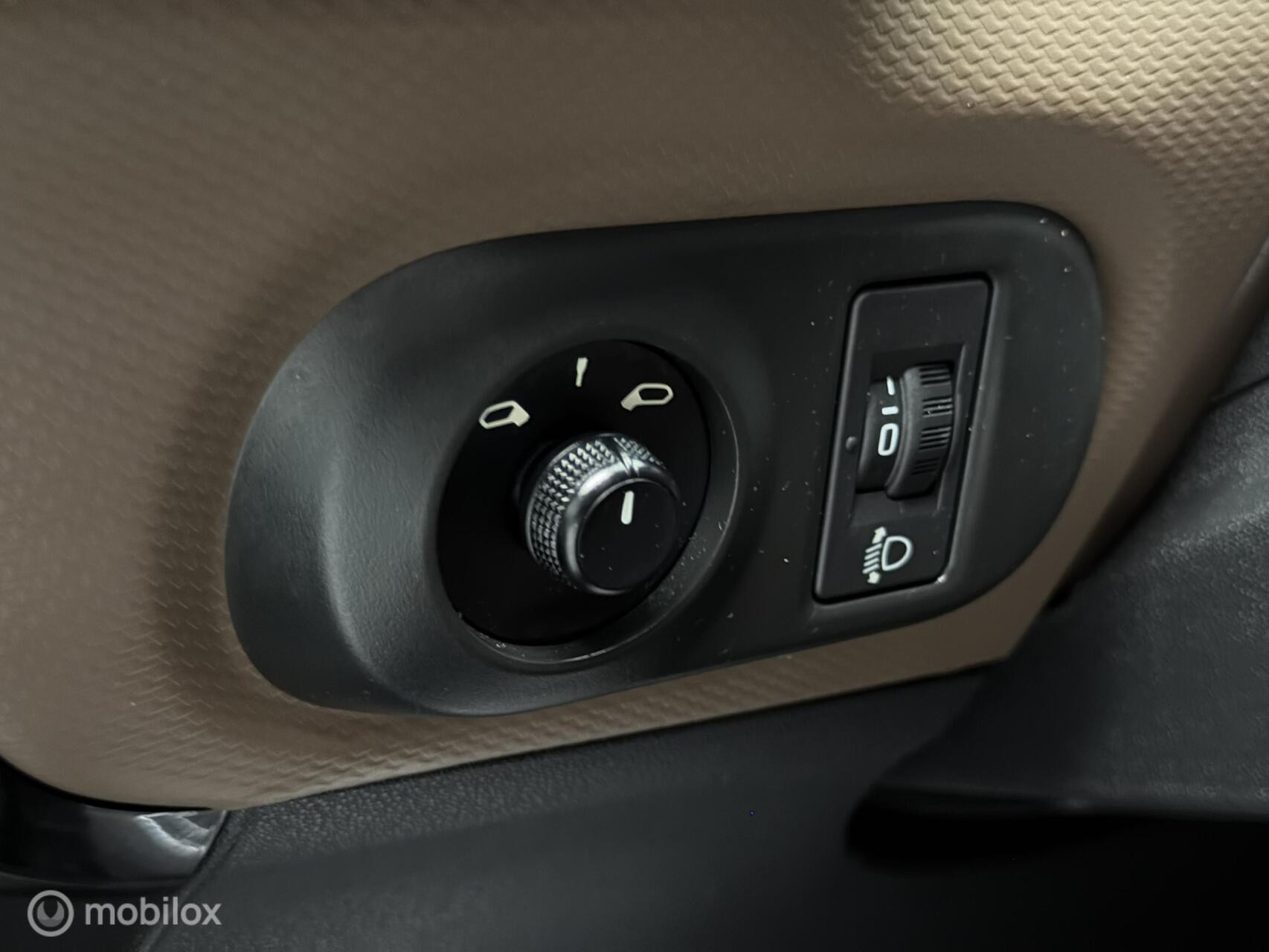 Citroën C4 Cactus 1.2|Leder|Stoelverw|Automaat|NAP|New Ketting