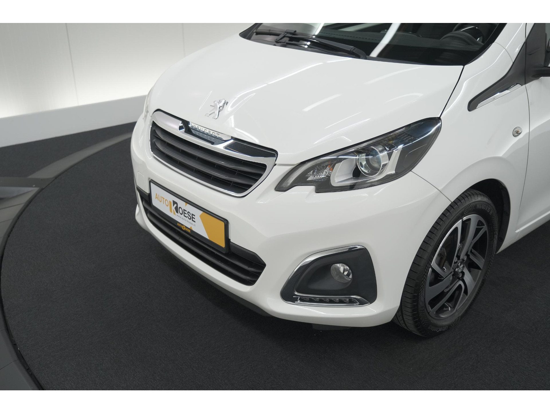 Peugeot 108 1.0 e-VTi Allure TOP! | Elektrisch Vouwdak | Camera | Navigatie | Climate Control