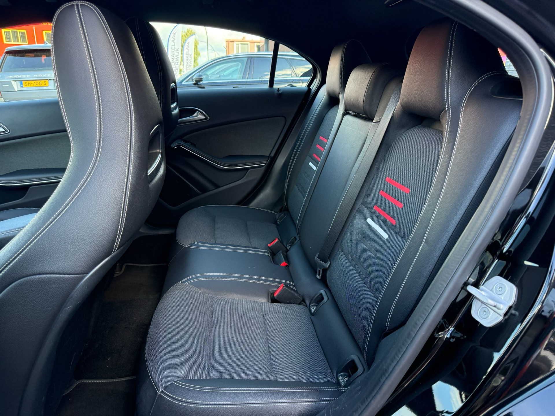 Mercedes-Benz A-klasse 160 Ambition | 2E EIGENAAR | 3/6/12MND GARANTIE | AUTOMAAT | LED | CRUISE | NAVI | AIRCO | BLUETOOTH | TREKHAAK |