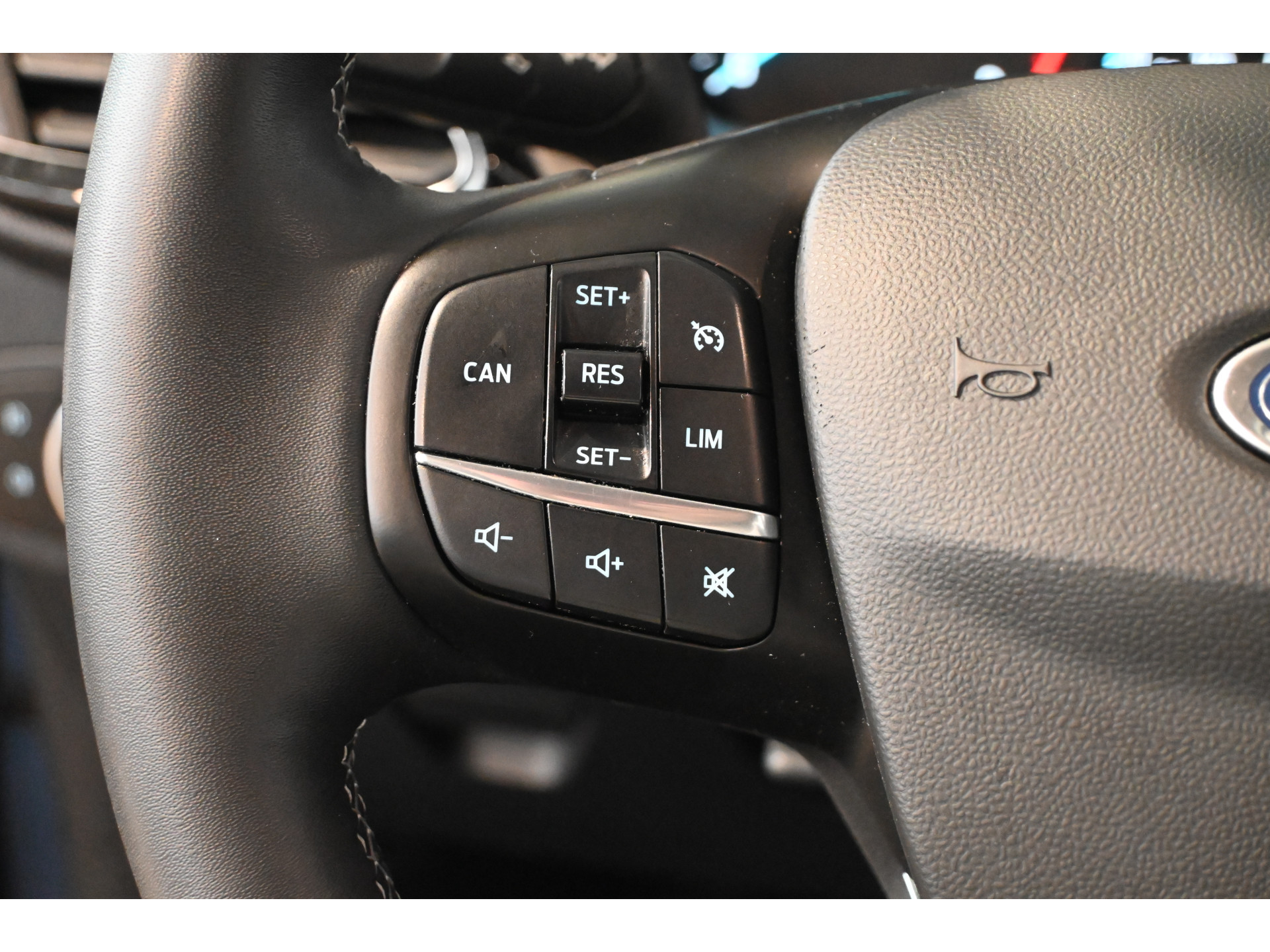 Ford Fiesta 1.0 EcoBoost Titanium Automaat Clima Navigatie LED Carplay Rijklaarprijs Inruil Mogelijk!