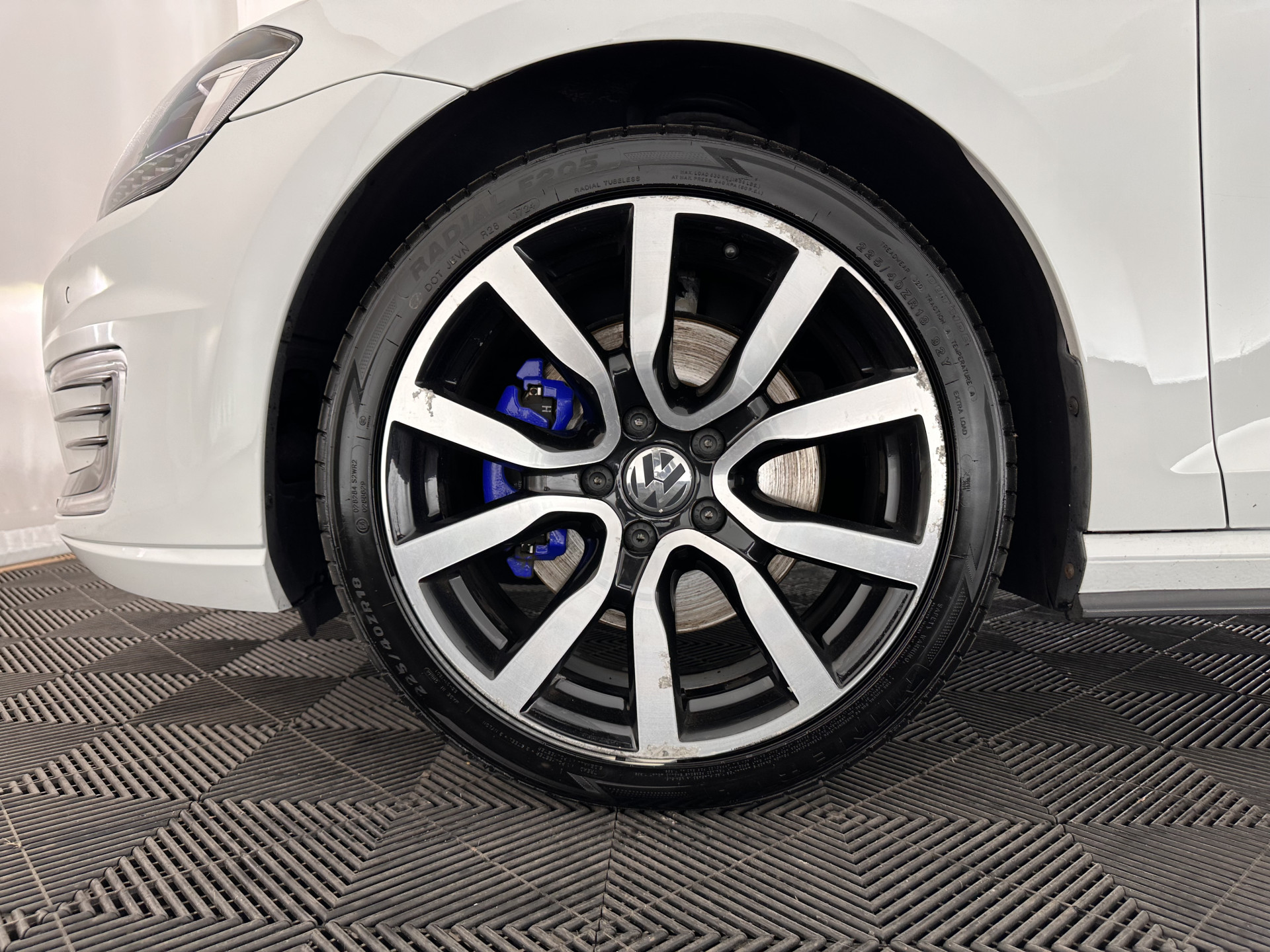 Volkswagen Golf 1.4 TSI GTE Aut. *FULL-LED | NAVI-FULLMAP | SPORT-SEATS | DAB+  | TOWBAR | ECC | SHIFT-PADDLES | PARKPILOT | CRUISE | 18''ALU*