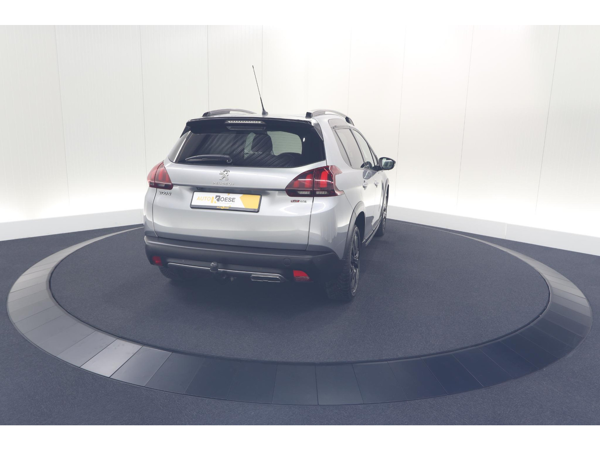 Peugeot 2008 PureTech 110 EAT6 GT | Trekhaak | Camera | Panoramadak | Apple Carplay