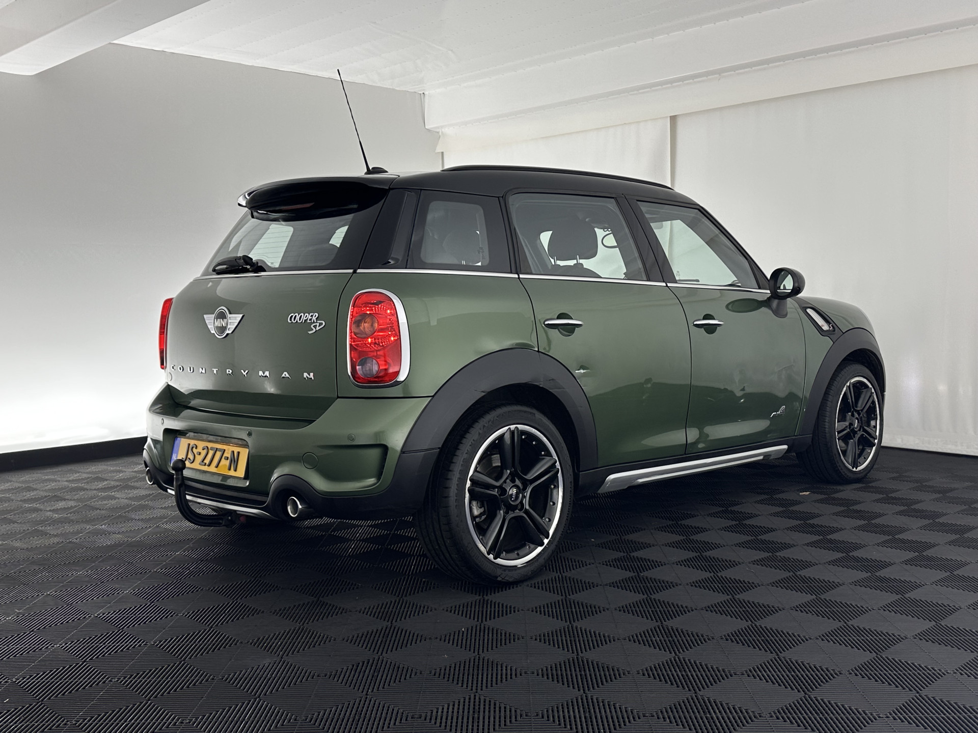 MINI Mini Countryman 2.0 John Cooper Works-Pack SD ALL4  Pepper Aut. *XENON | HARMAN/KARDON | SPORTSEATS | NAVI-FULLMAP | SHIFTPADDLES | ECC | PDC | CRUISE | TOWBAR | 18''ALU*