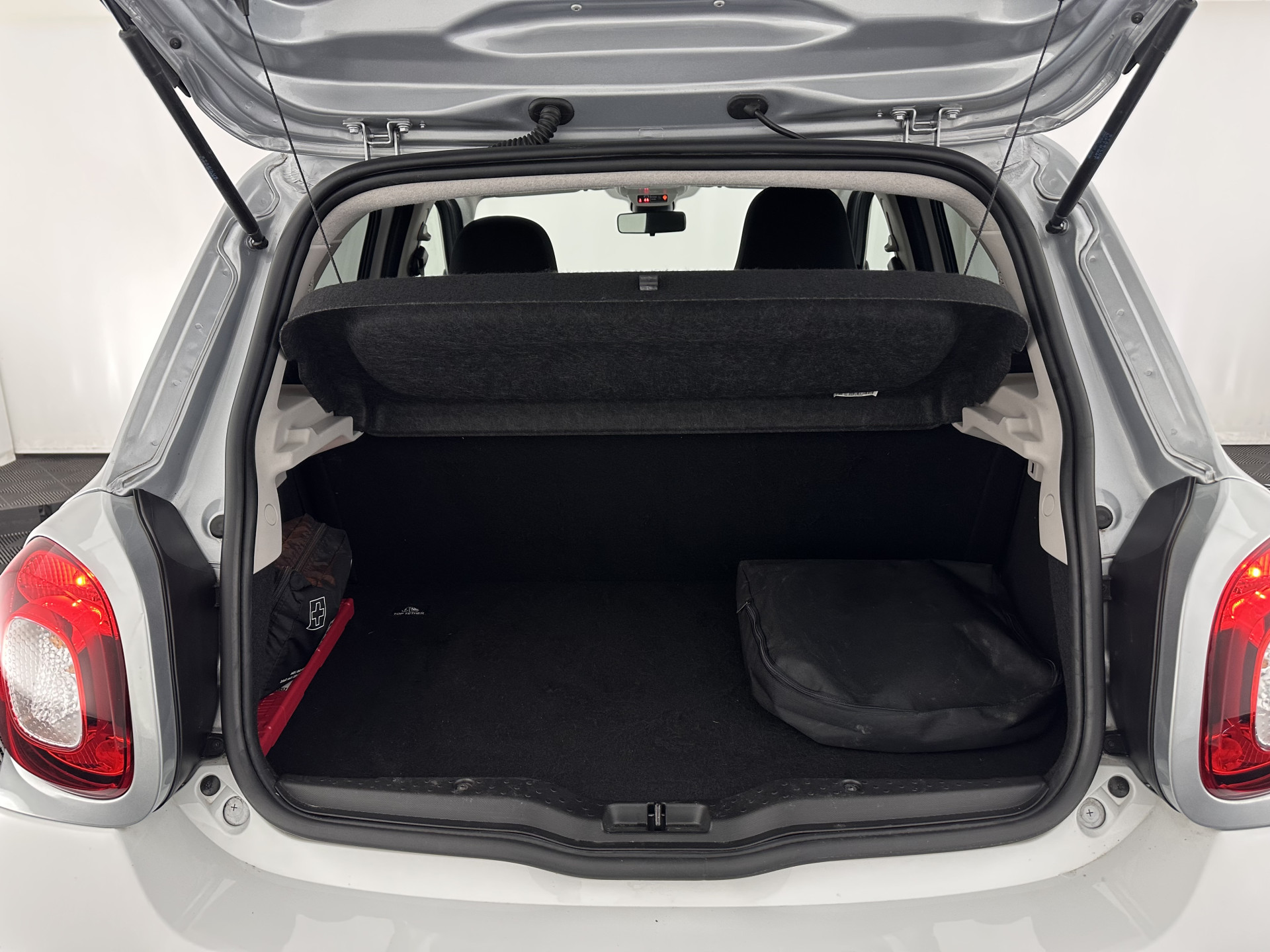 Smart forfour EQ Comfort 18 kWh [ 3-Fase-22kW ] {SOH-96%} Aut. *HEATED-COMFORTSEATS | DAB+ | AIRCO | CRUISE | 15''ALU | PRIVACY-GLASS*