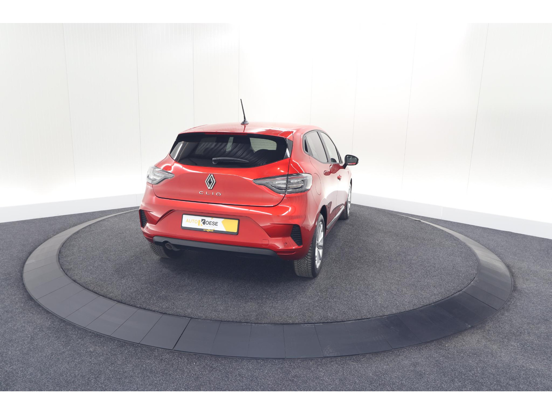 Renault Clio TCe 90 GPF Evolution | Camera | Navigatie | Apple Carplay | Parkeersensoren | Stoelverwarming