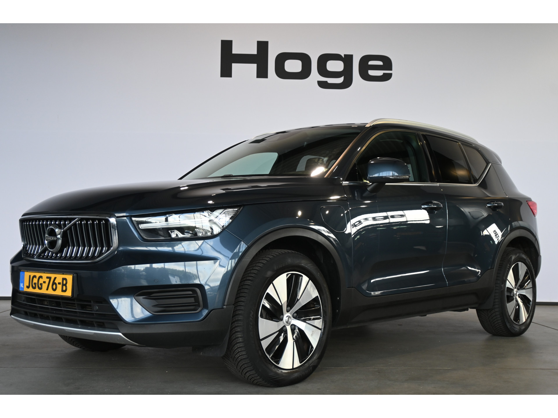 Volvo XC40 1.5 T5 Recharge Inscription Clima Cruise CarPlay Trekhaak PDC Lane Assist Camera 100% Onderhouden! Inruil Mogelijk!
