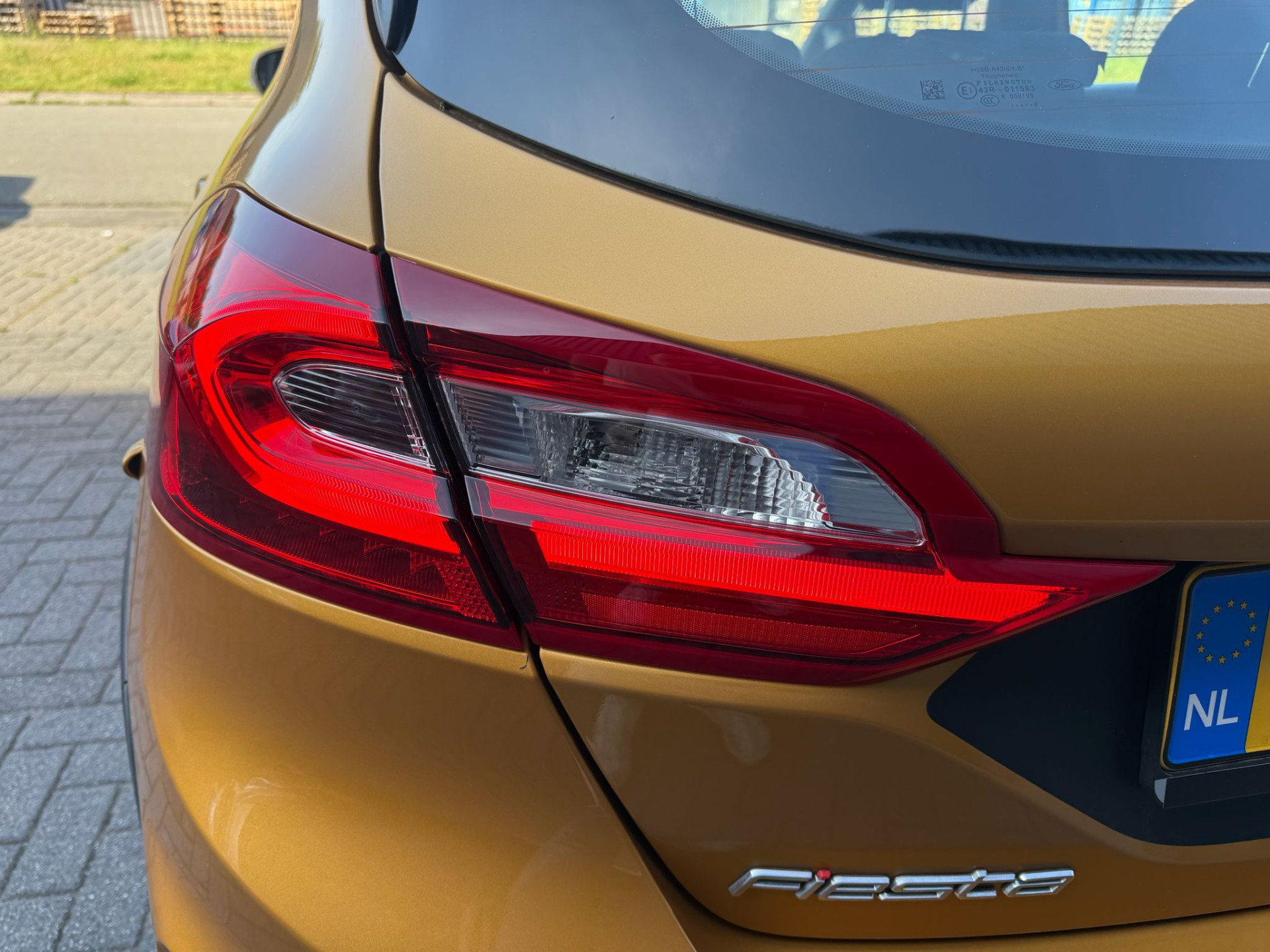 Ford Fiesta 1.0 EcoBoost Active First Edition | 2E EIGENAAR | 3/6/12MND GARANTIE | AIRCO | CRUISE | DAB | CARPLAY | TREKHAAK | NAVI |