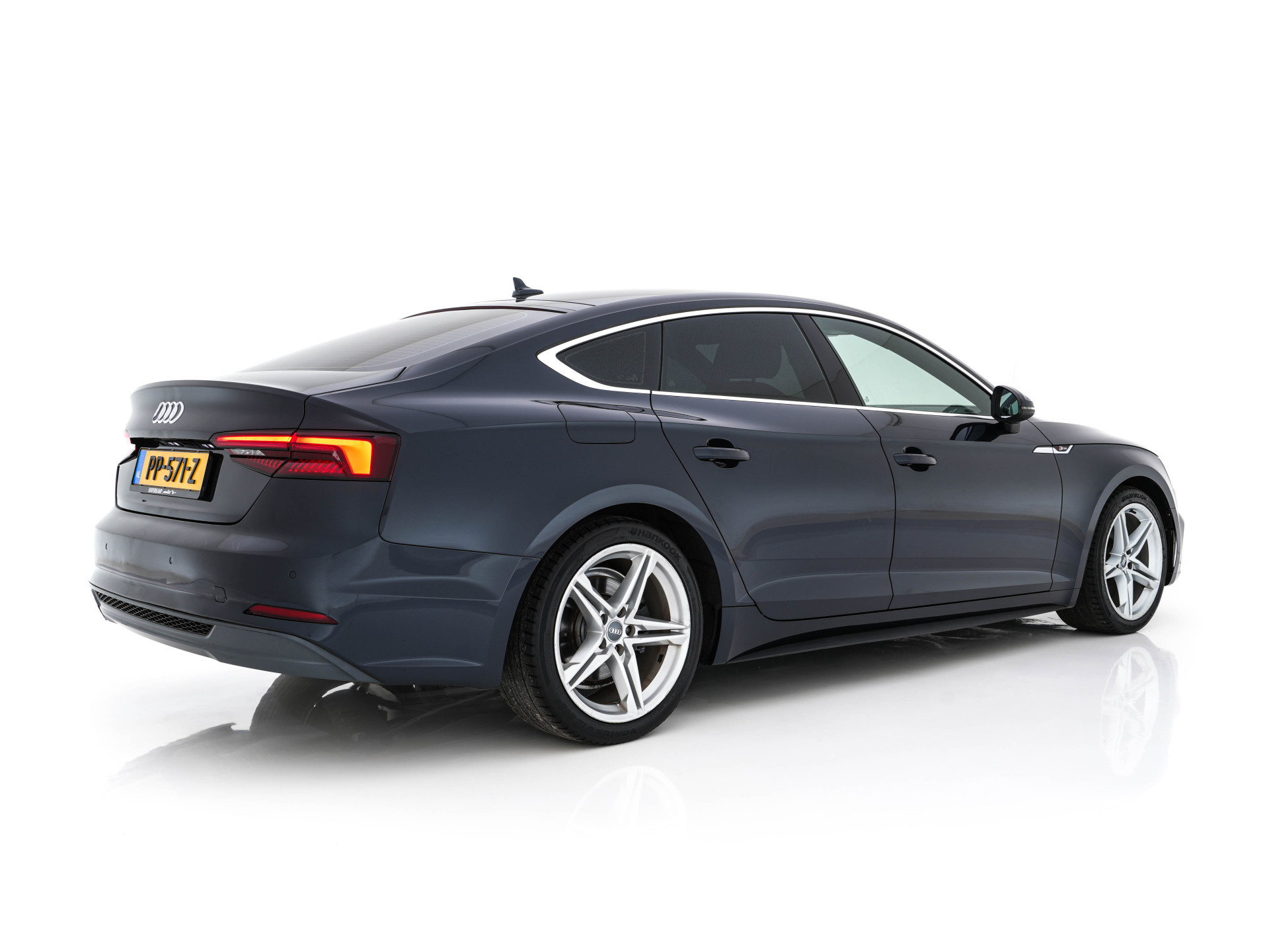 Audi A5 Sportback 1.4 TFSI S-Line Competition Aut. *FULL-LED | LEATHER-FABRIC | SPORT-SEATS | NAVI-FULLMAP | SHIFT-PADDLES | PRIVACY-GLASS | ECC | PDC | CRUISE | 18''ALU*