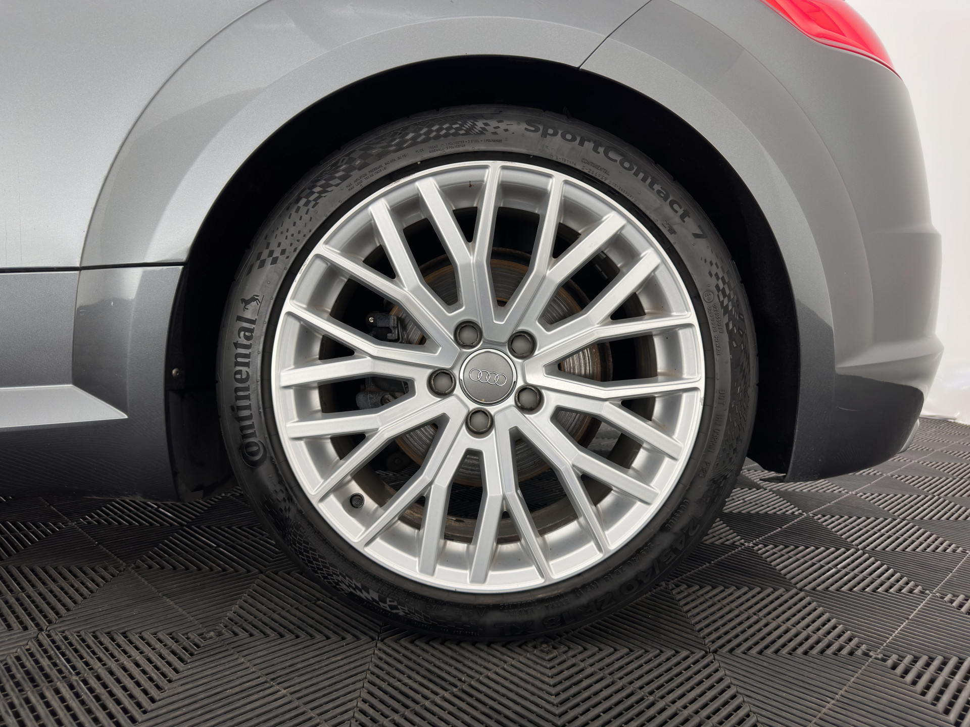 Audi TT Roadster 2.0 TFSI S-Line Pro Line Quattro Aut. *LEATHER-ALCANTARA | FULL-LED | BANG&OLUFSEN-AUDIO | DIGI-COCKPIT | AIR-SCARF | HEATED-SPORTSEATS | NAVI-FULLMAP | DAB+ | KEYLESS | ECC | PDC | 18''ALU*