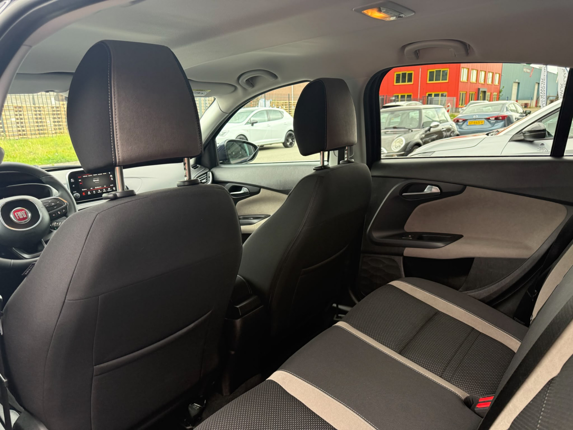 Fiat Tipo 1.4 T-Jet 16v S-Design | 1E EIGENAAR | 3/6/12MND GARANTIE | LED | CRUISE | NAVI | AIRCO | LMV |