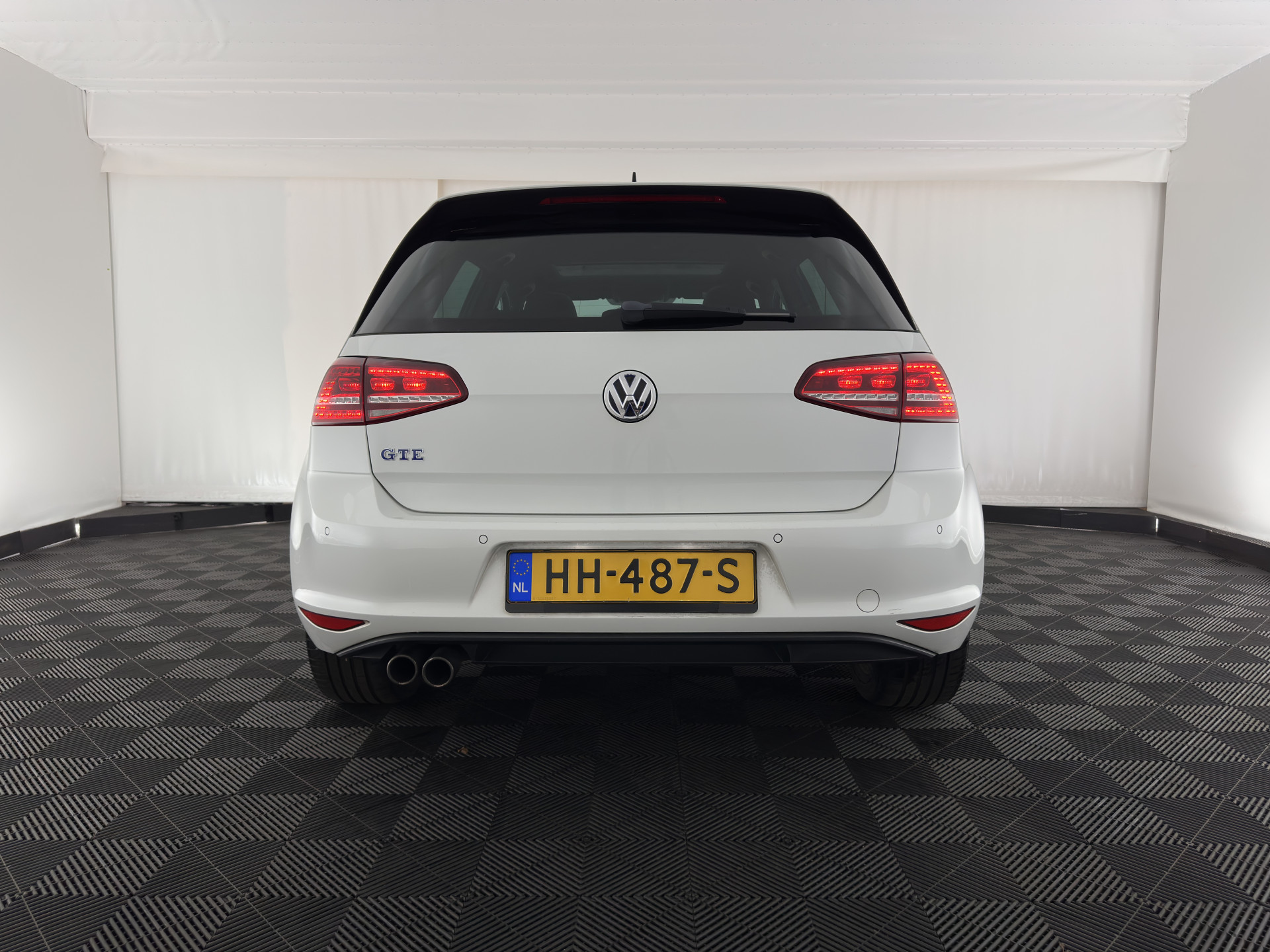 Volkswagen Golf 1.4 TSI GTE Executive Plus ( Plug-in ) Aut. * PANO | FULL-LED | NAVI-FULLMAP | SPORT-SEATS | DAB+ | ECC | CRUISE | CAMERA | PRIVACY-GLASS | 18" ALU *