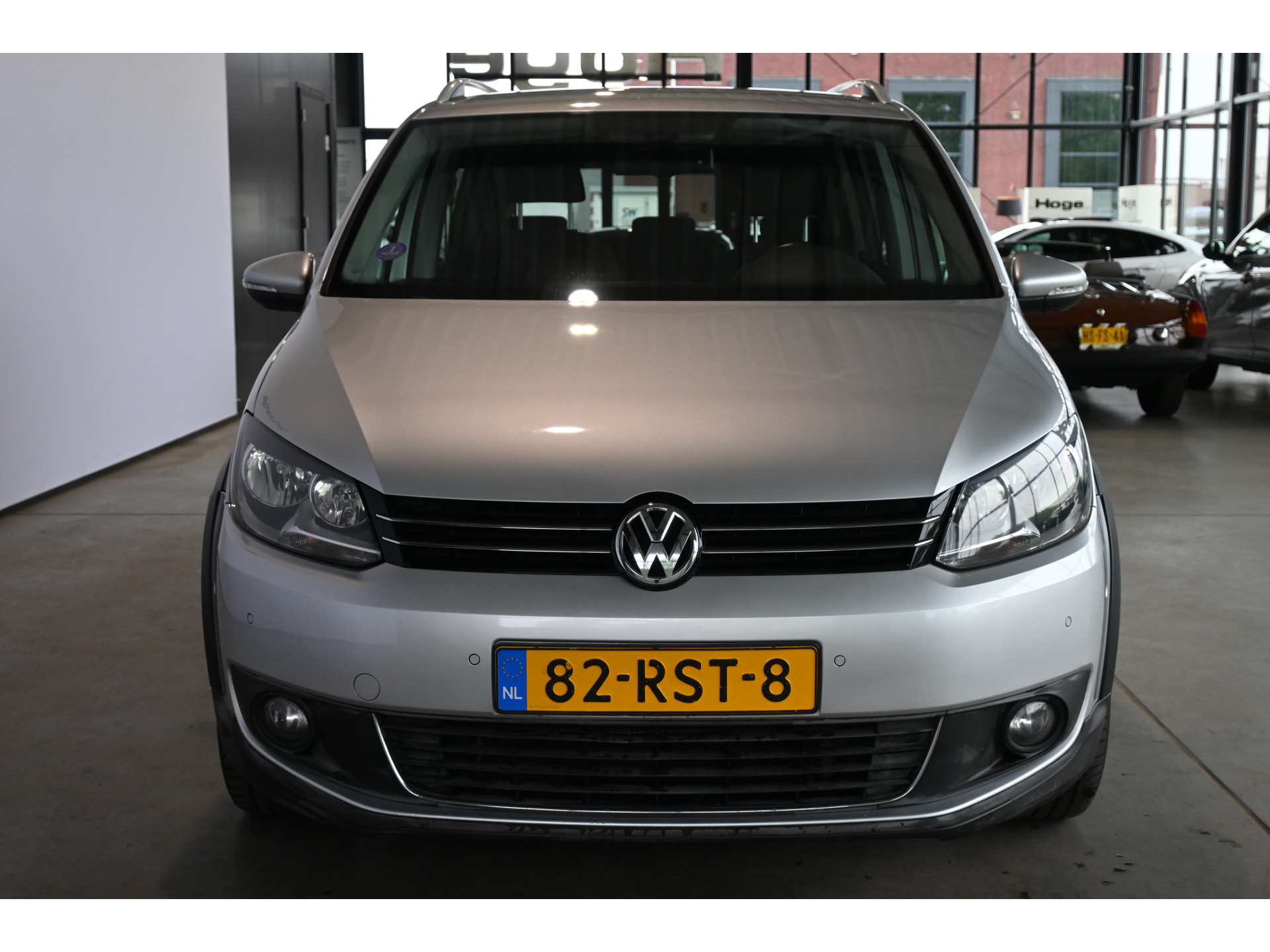Volkswagen Touran 1.4 TSI Cross Climate control Trekhaak Cruise control PDC Inruil Mogelijk!