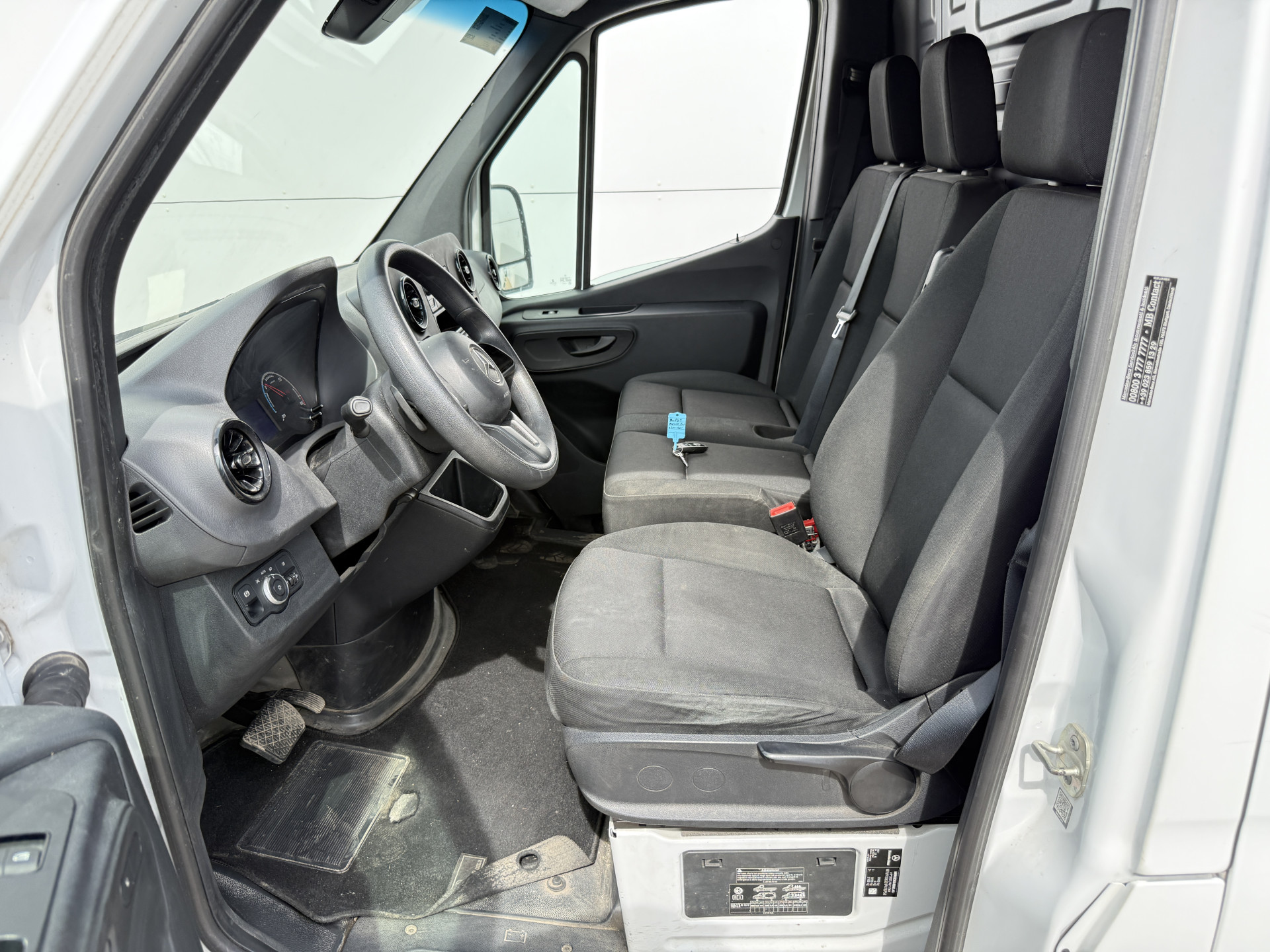 Mercedes-Benz eSprinter eSprinter L2H2 55 kWh L2H2 Elektrisch 168km WLTP 94% (SOH) Snelladen Laadkabel Climate Control Stoelverwarming