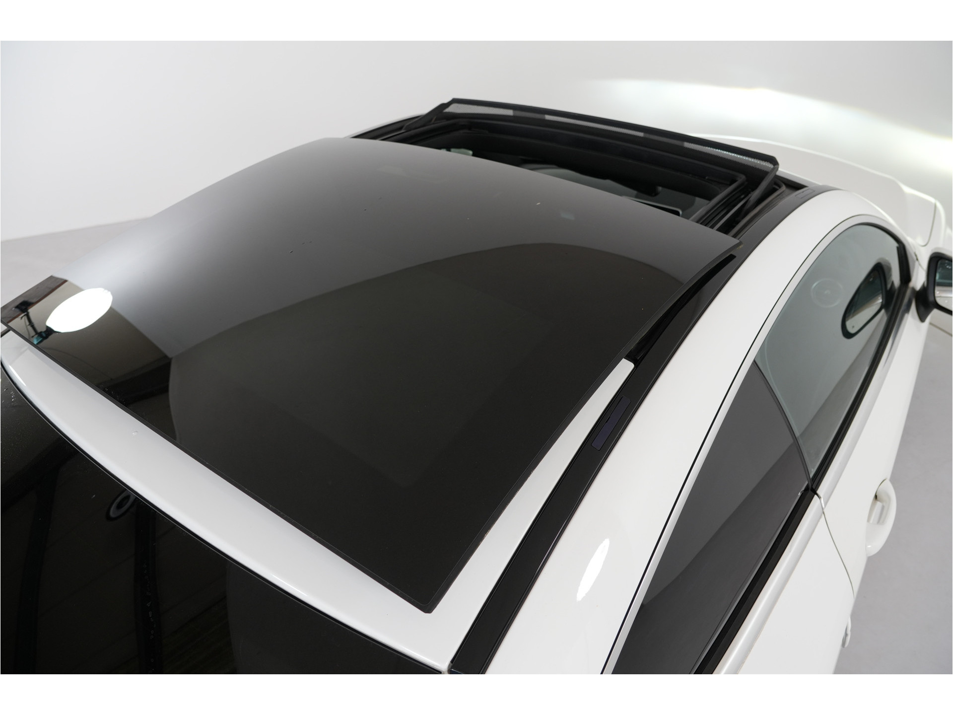Mercedes-Benz C-klasse Coupé 250 Prestige | AMG | Pano | Burmester |