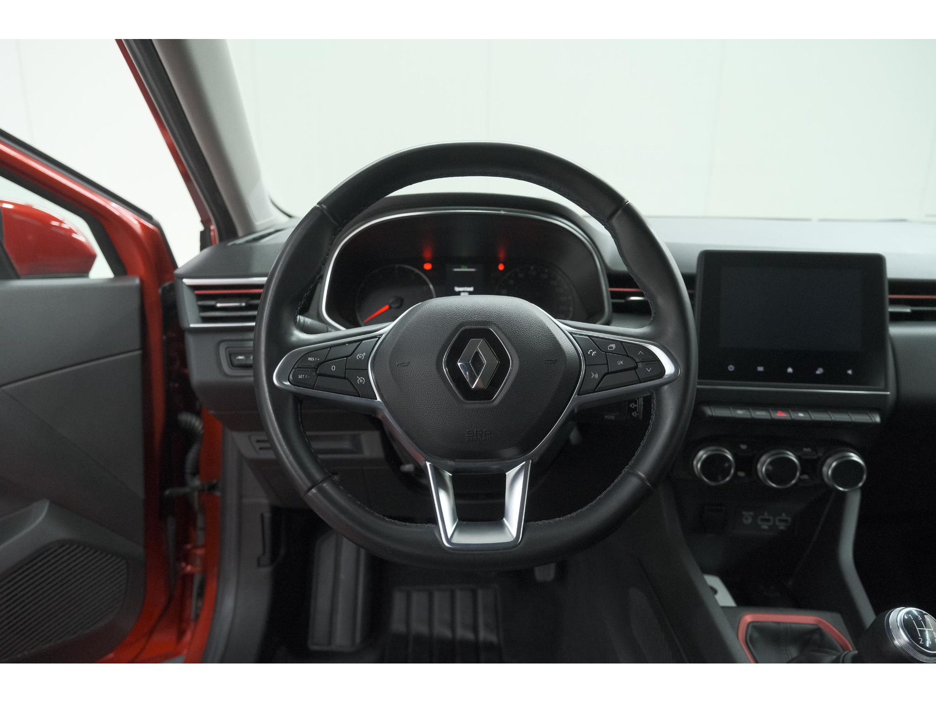 Renault Clio TCe 100 Zen | R.S. Line Pack | Allseason Banden | Apple Carplay | Parkeersensoren