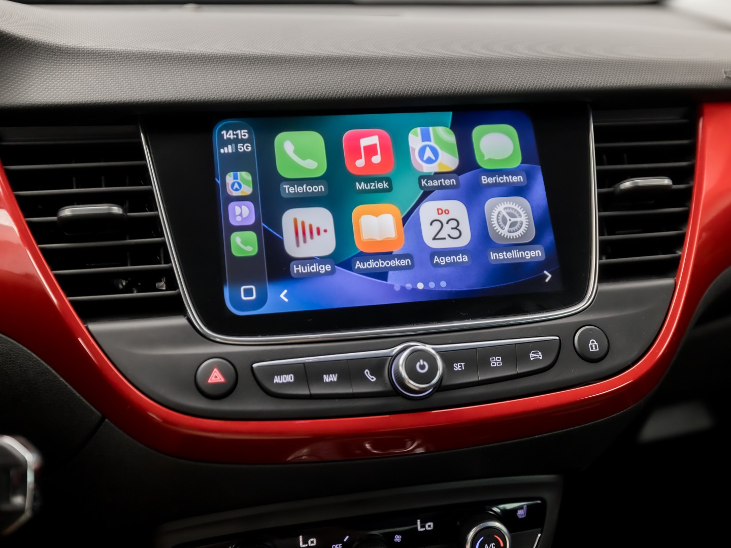 Opel Crossland 1.2 Turbo GS Sport Automaat 131Pk (TWO TONE, GROOT NAVI, APPLE CARPLAY, 360 CAMERA, LM VELGEN, STOELVERWARMING, NIEUWE APK, NIEUWSTAAT)
