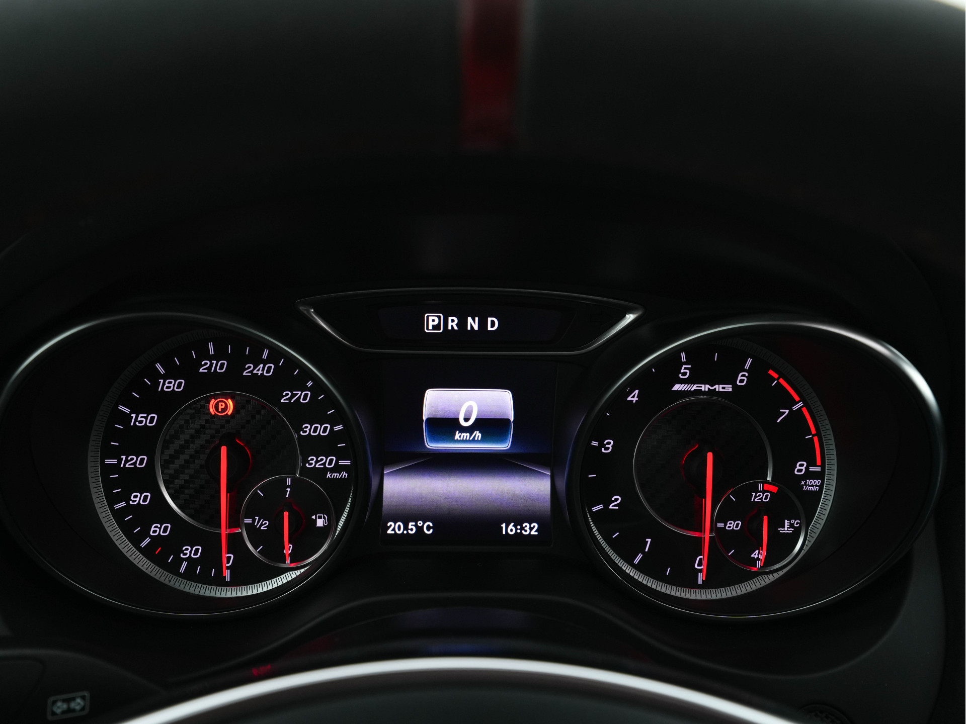 Mercedes-Benz CLA-klasse AMG 45 4MATIC Ambition Aut. *PANO | AMG-AERO-PACK | RECARO-SPORTSEATS | MICROFIBRE | FULL-LED | MEMORY-PACK | HARMAN/KARDON-SURROUD | KEYLESS | HEATED-SEATS | NAVI-FULLMAP | SHIFT-PADDLES | 19''ALU*