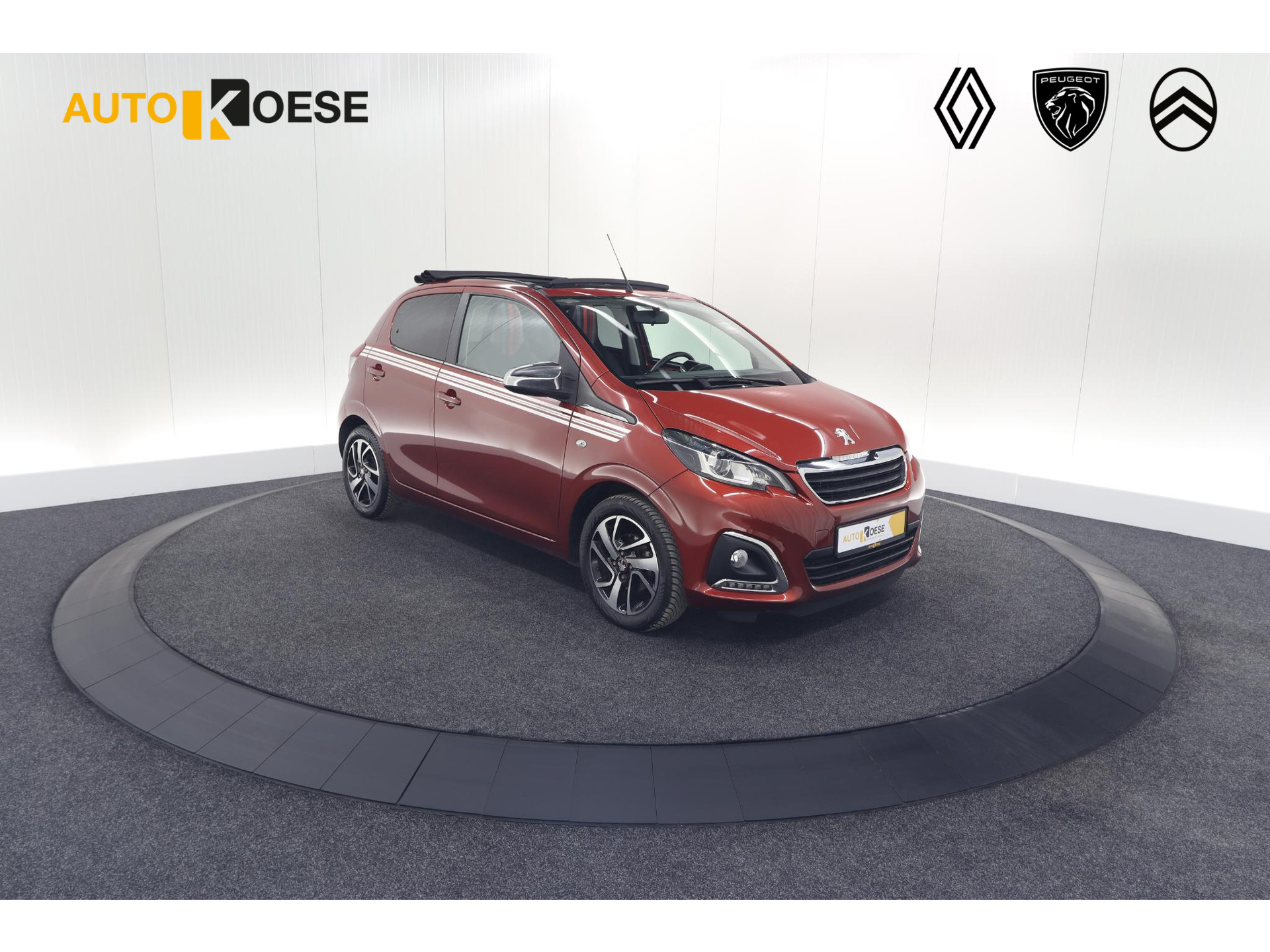 Peugeot 108 1.0 e-VTi Allure TOP! | Elektrisch Vouwdak | Trekhaak | Camera | Apple Carplay