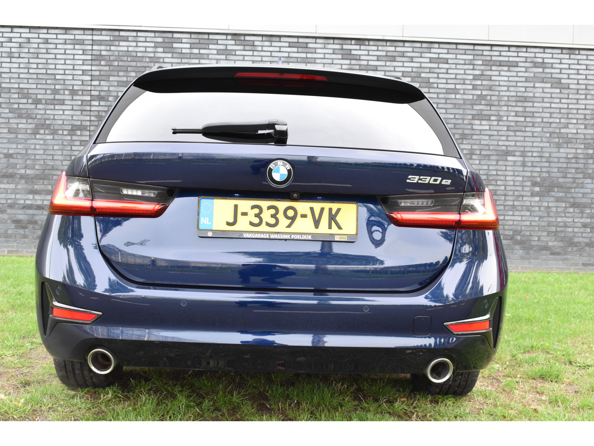 BMW 3-serie Touring 330e Business Edition Plus Plugin-hybride Pano Leder