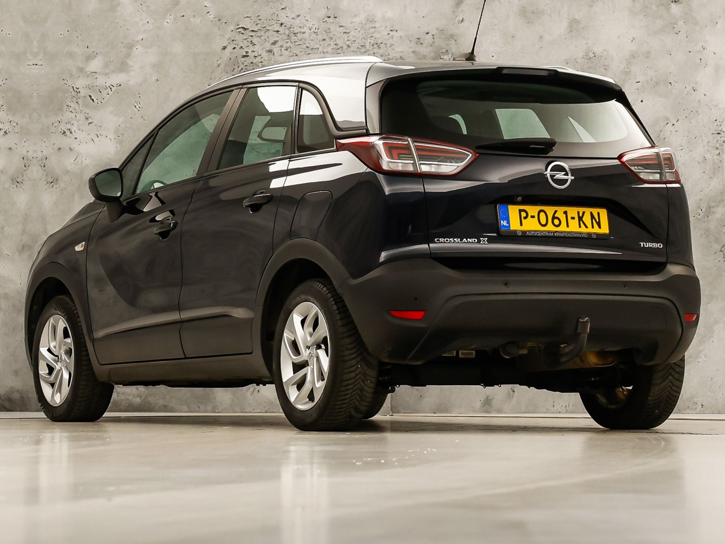Opel Crossland X 1.2 Turbo Innovation Sport Automaat (PANORAMADAK, APPLE CARPLAY, GROOT NAVI, 360 CAMERA, STUUR/STOELVERWARMING, SPORTSTOELEN, TREKHAAK, LM VELGEN, NIEUWSTAAT)