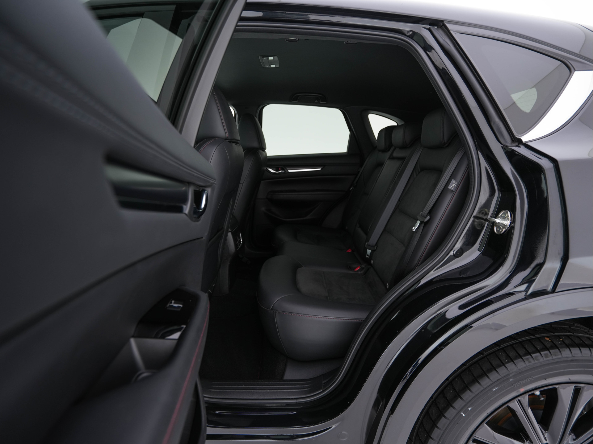 Mazda CX-5 2.0 SkyActiv-G 165 Homura-Pack (INCL-BTW) *LEATHER-MICROFIBRE | BOSE-SOUNDSYSTEM | FULL-LED | ADAPTIVE-CRUISE | MEMORY-PACK |  HEAD-UP | KEYLESS | TOP-VIEW | BLINDSPOT | HEATED-COMFORTSEATS | NAVI-FULLMAP | ....